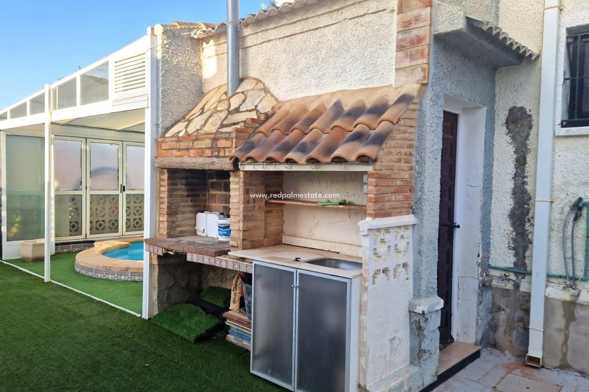 Resale - Detached Villa -
Torrevieja - La Siesta - El Salado -  Torreta