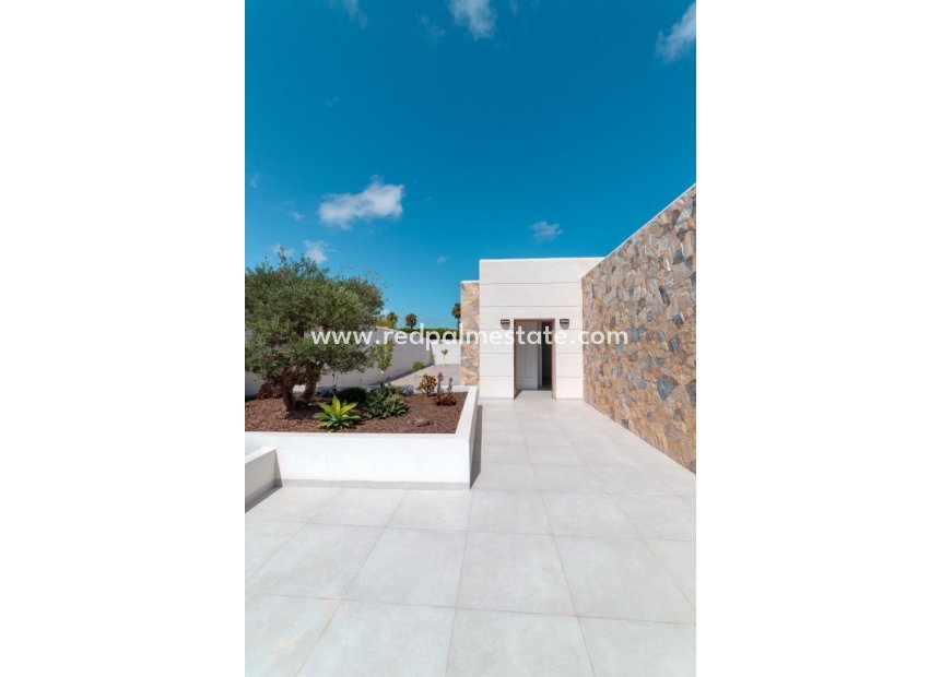 Resale - Detached Villa -
Torrevieja - Torreta Florida