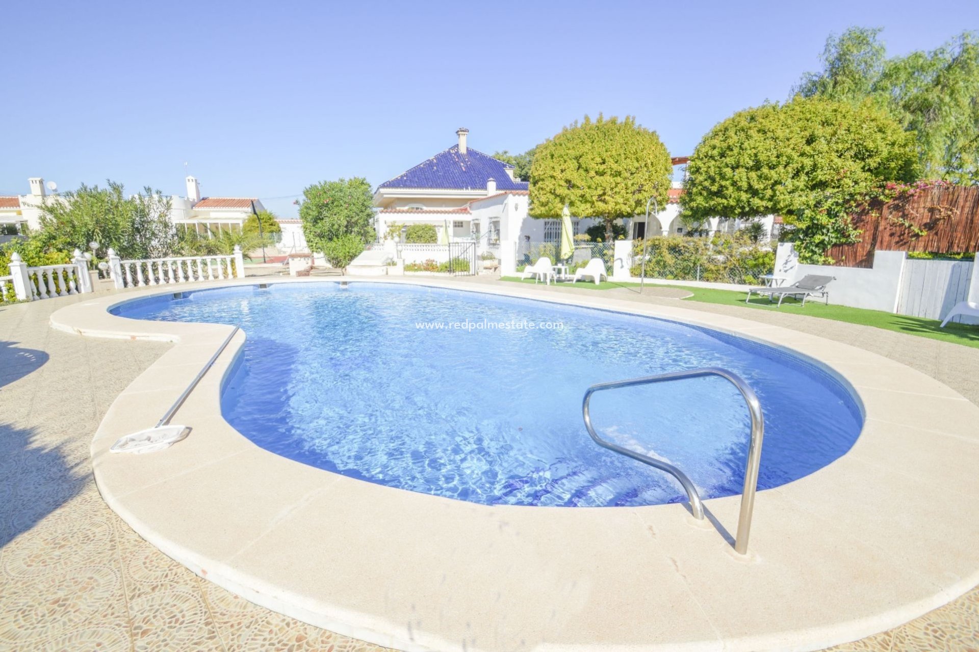 Resale - Detached Villa -
Torrevieja