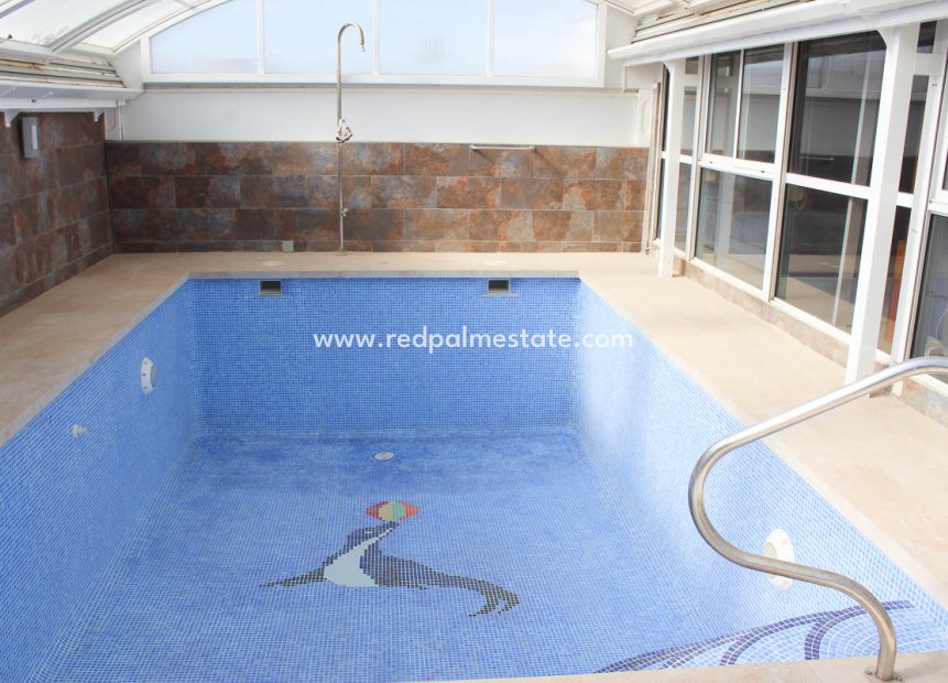 Resale - Detached Villa -
Torrevieja