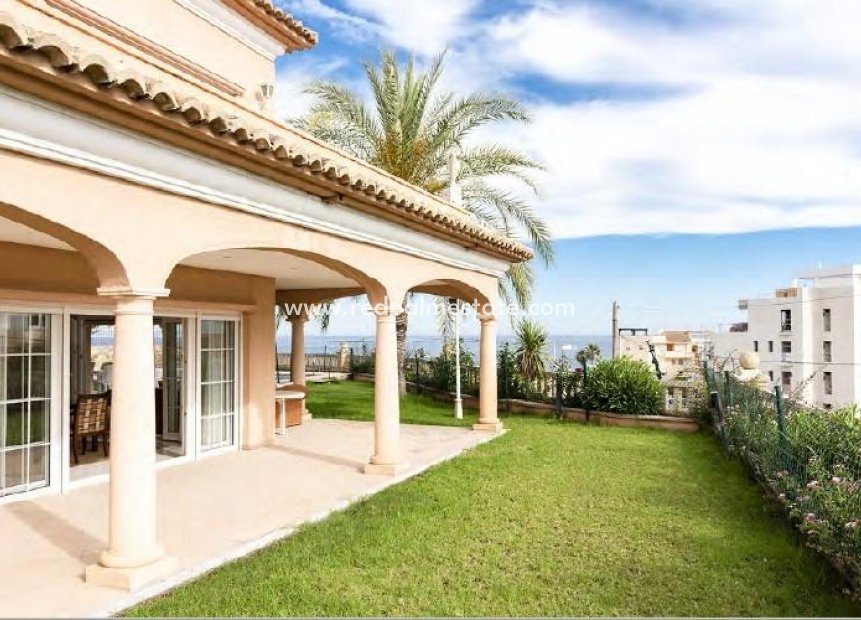 Resale - Detached Villa -
Villajoyosa - Playa