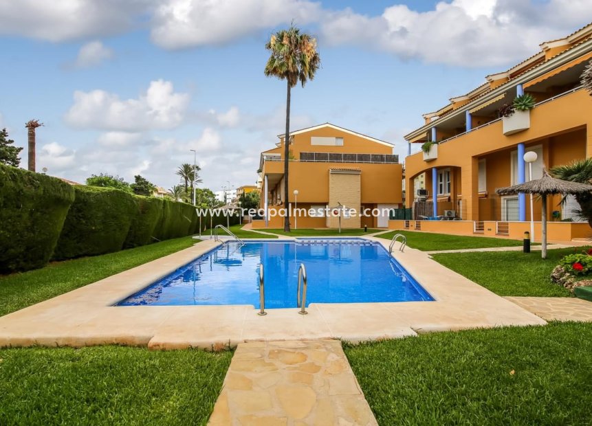 Resale - Duplex -
Jávea - Costa Blanca