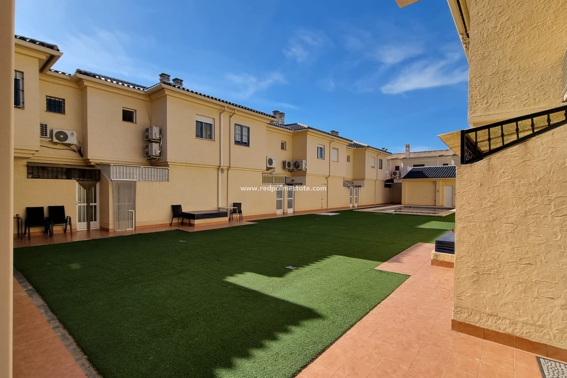 Resale - Duplex -
Orihuela Costa - Inland