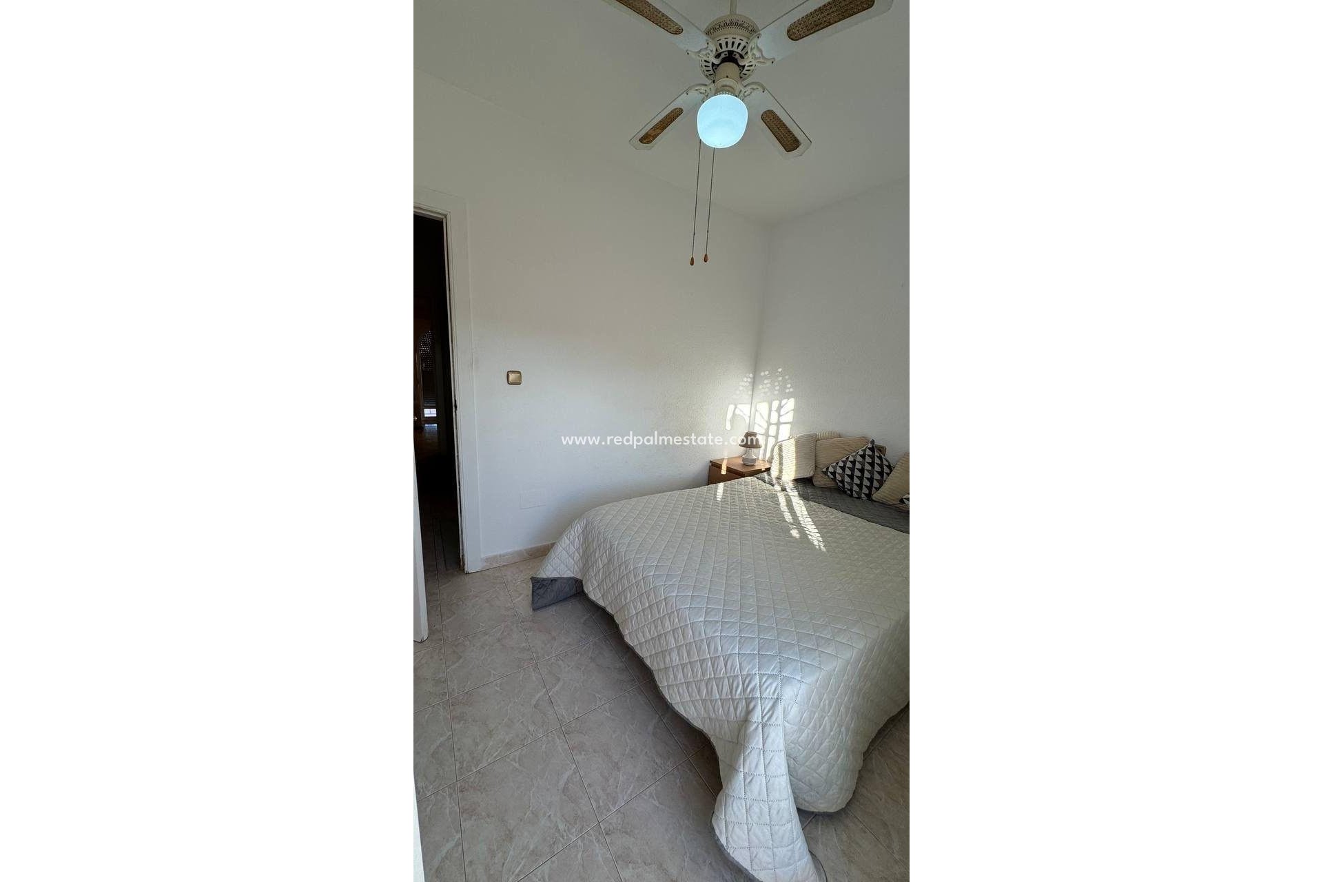 Resale - Duplex -
Orihuela Costa - La Ceñuela