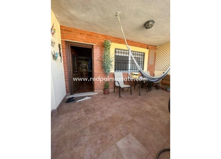 Resale - Duplex -
Torre Pacheco - Inland