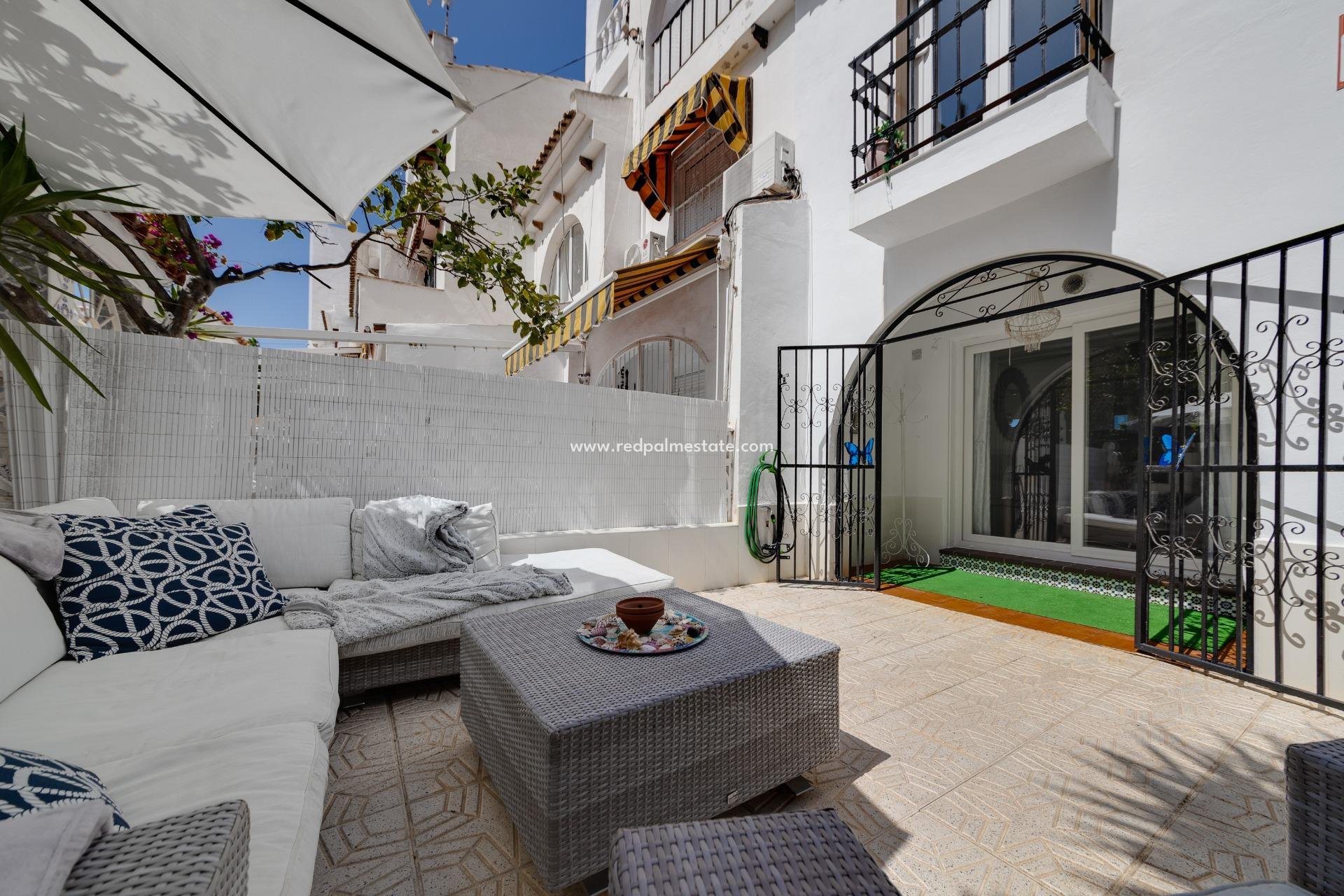 Resale - Duplex -
Torrevieja - Calas blanca