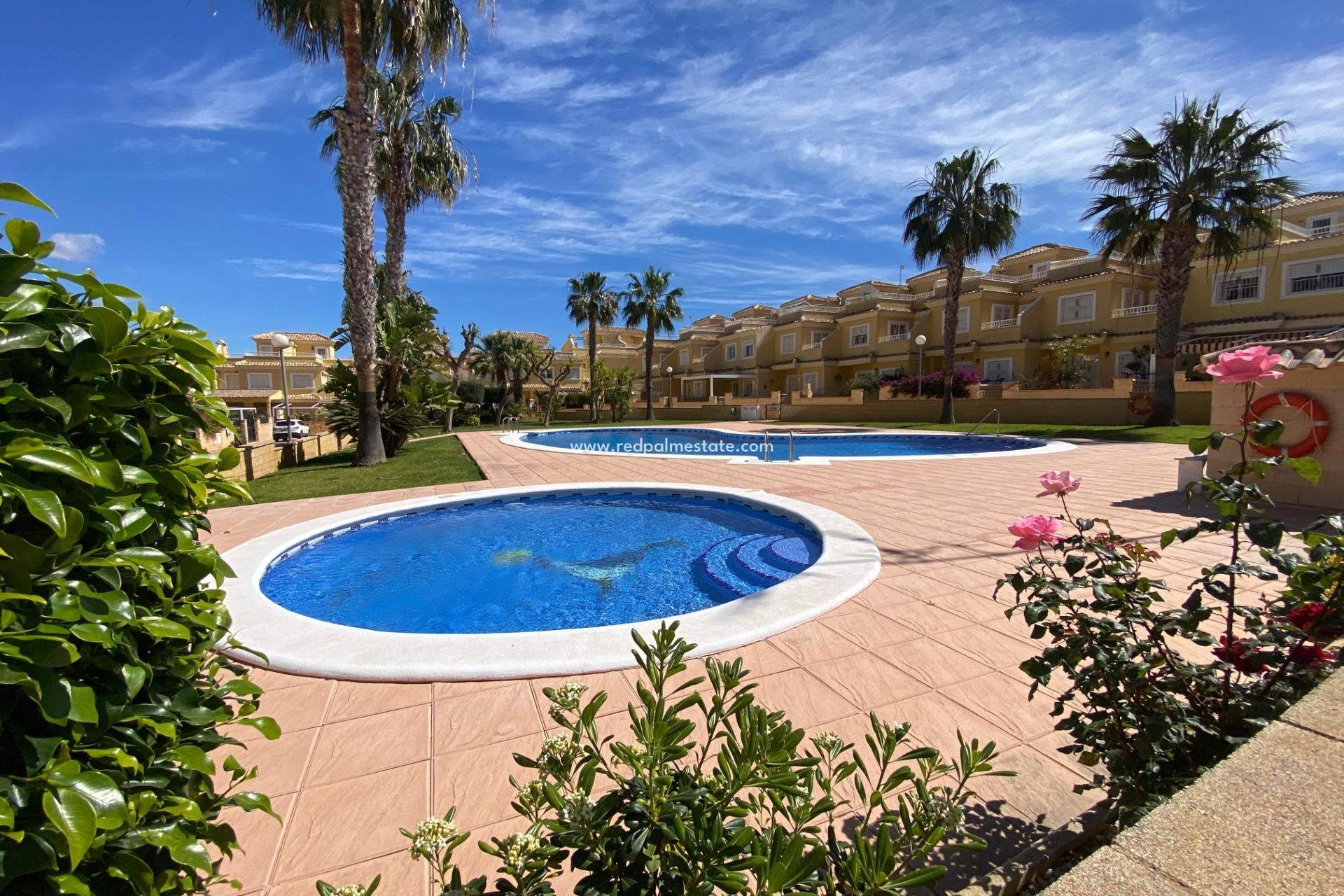 Resale - Duplex -
Torrevieja - Los Balcones - Los Altos del Edén