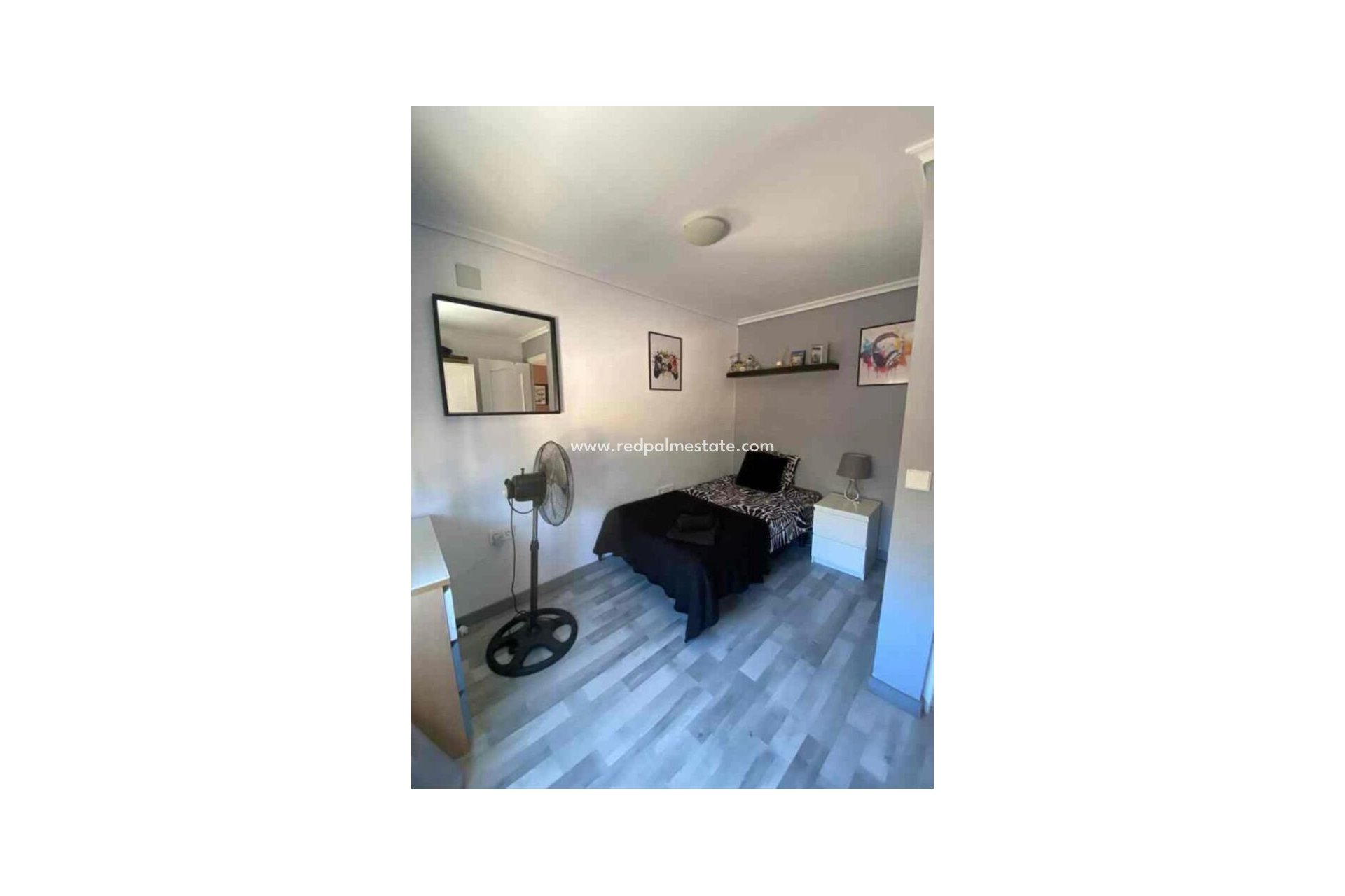 Resale - Finca / Country Property -
Albatera - Inland