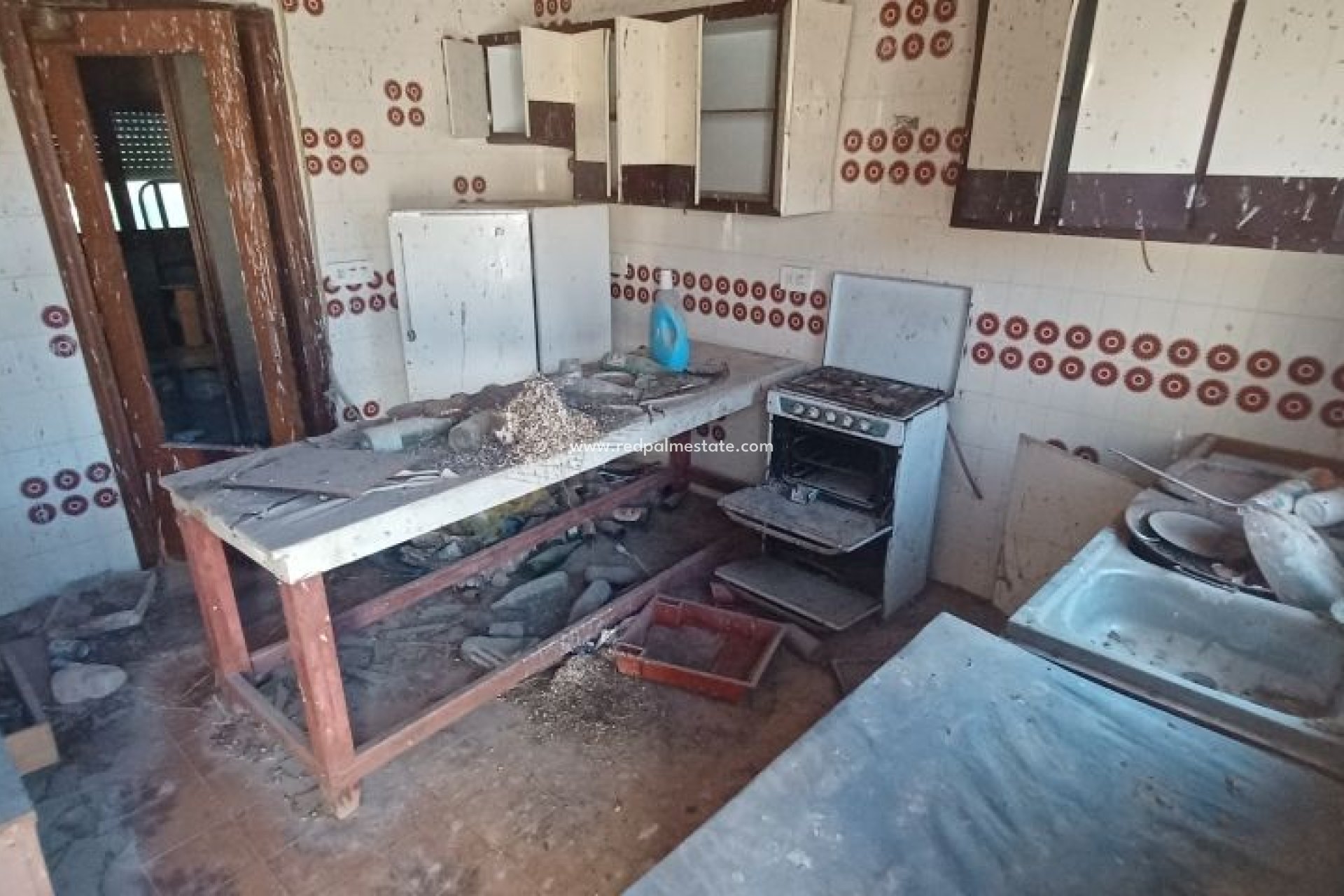 Resale - Finca / Country Property -
Albatera - Inland