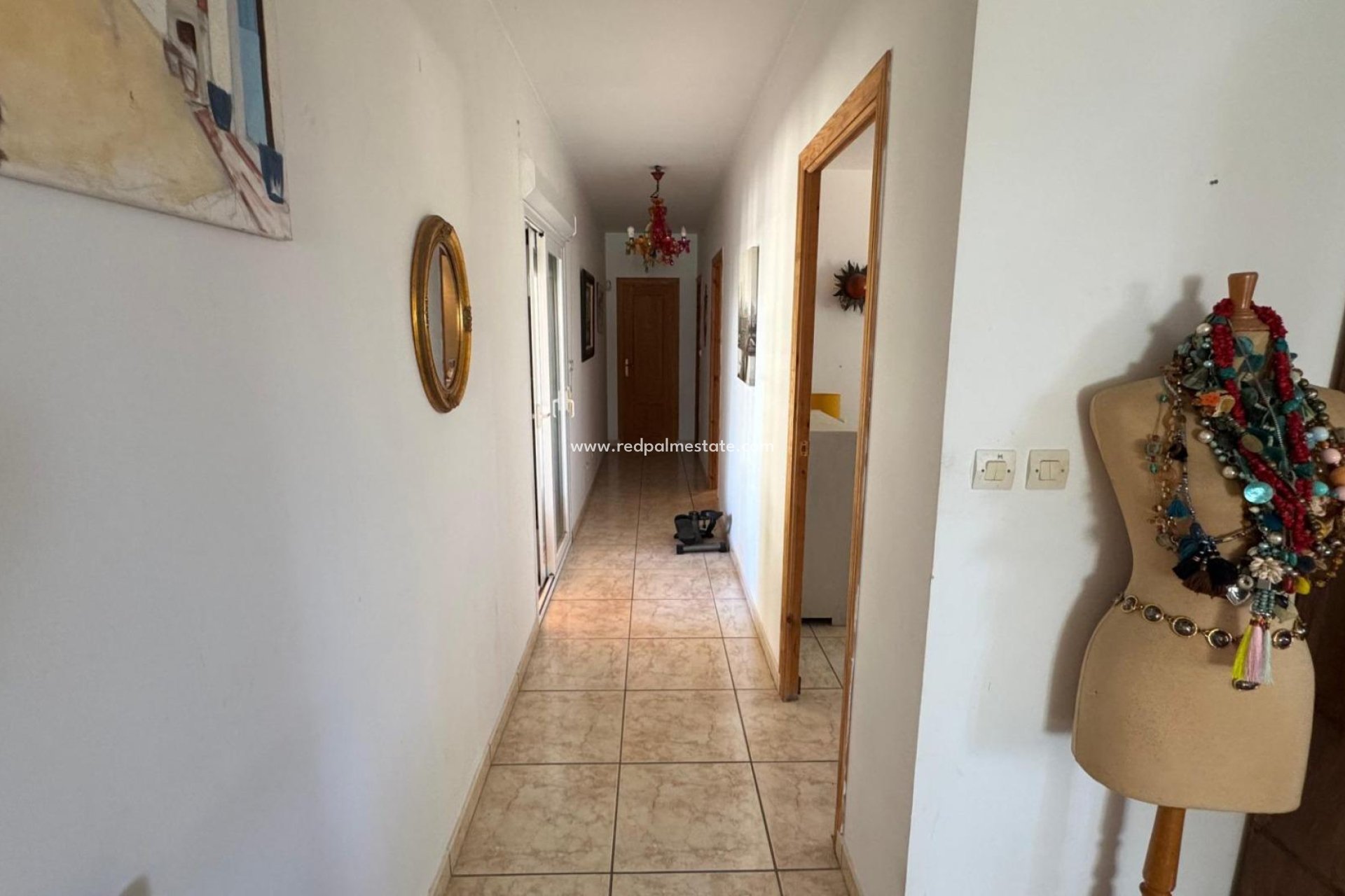 Resale - Finca / Country Property -
Albatera - Inland