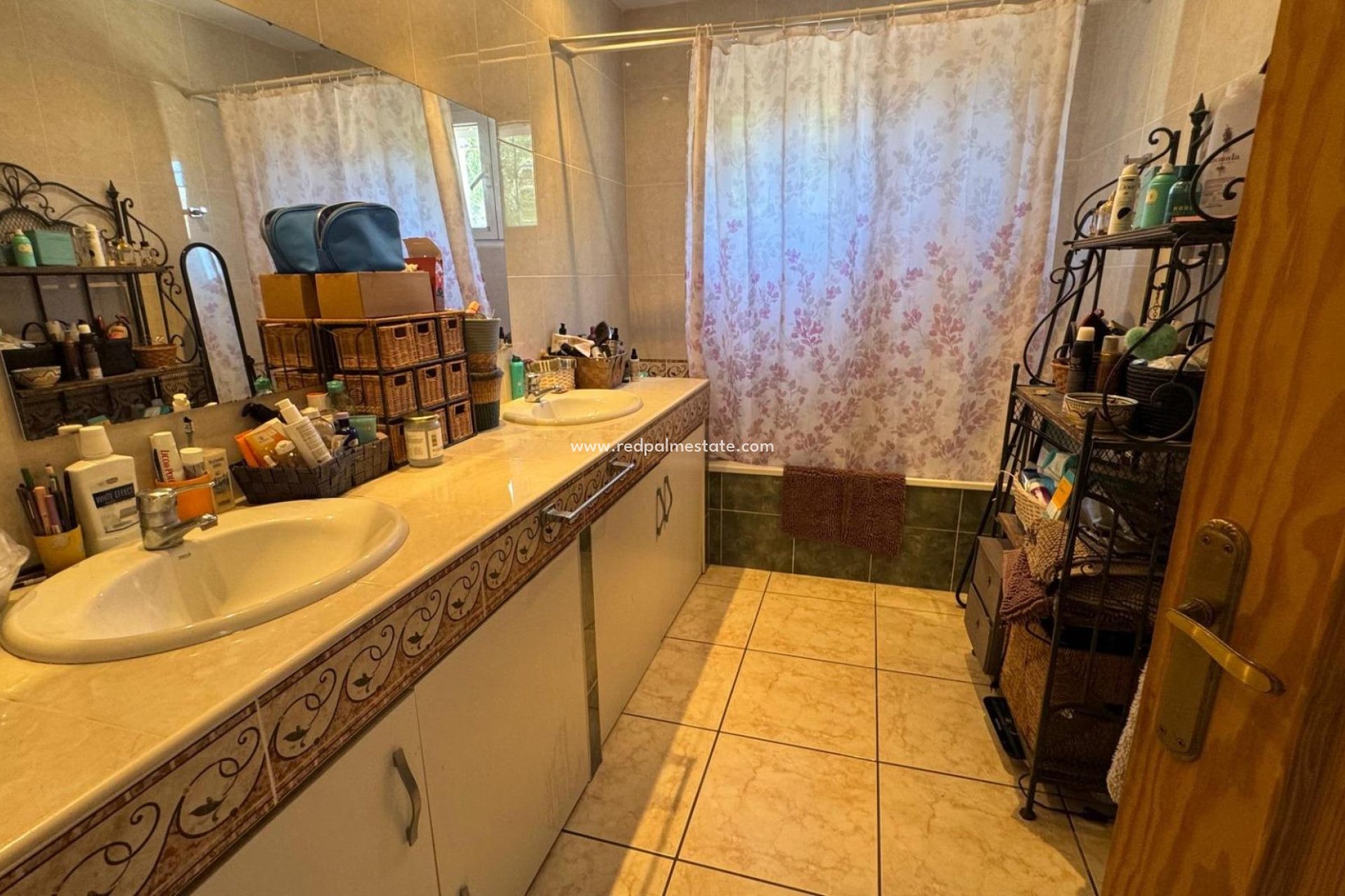 Resale - Finca / Country Property -
Albatera - Inland