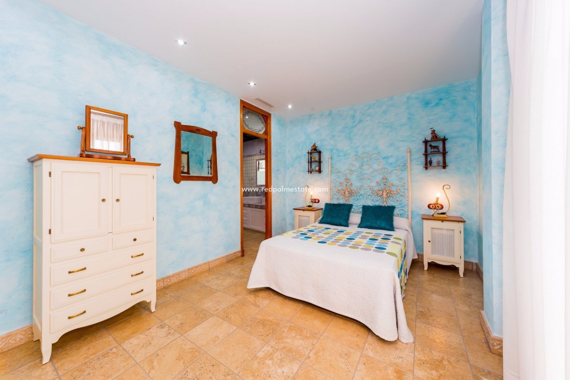 Resale - Finca / Country Property -
Almoradí - Camino De Catral