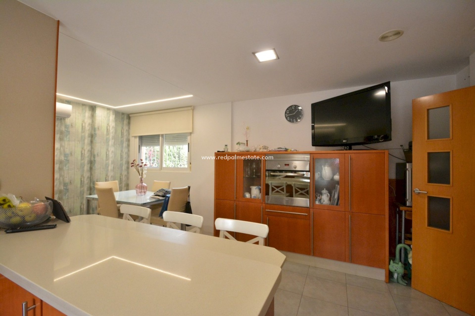 Resale - Finca / Country Property -
Almoradí - Inland