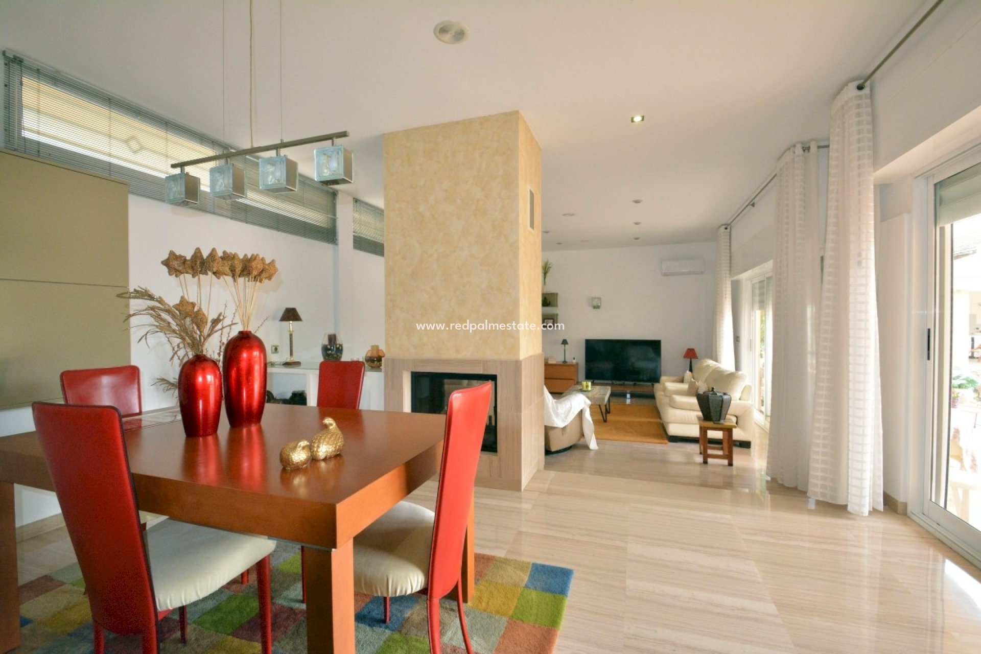 Resale - Finca / Country Property -
Almoradí - Inland