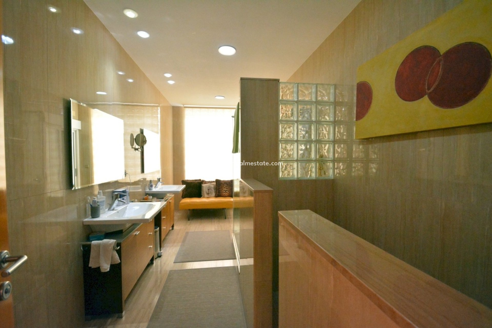 Resale - Finca / Country Property -
Almoradí - Inland