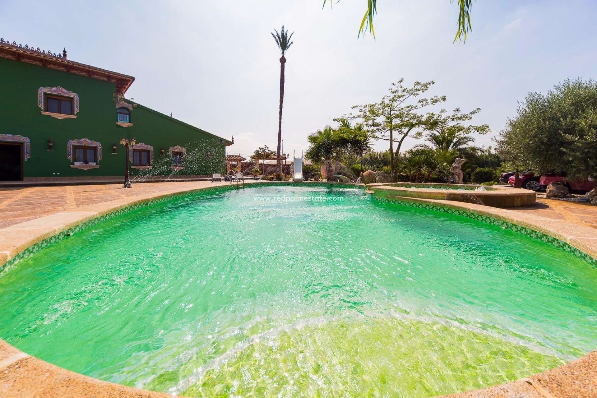 Resale - Finca / Country Property -
Almoradí - Inland