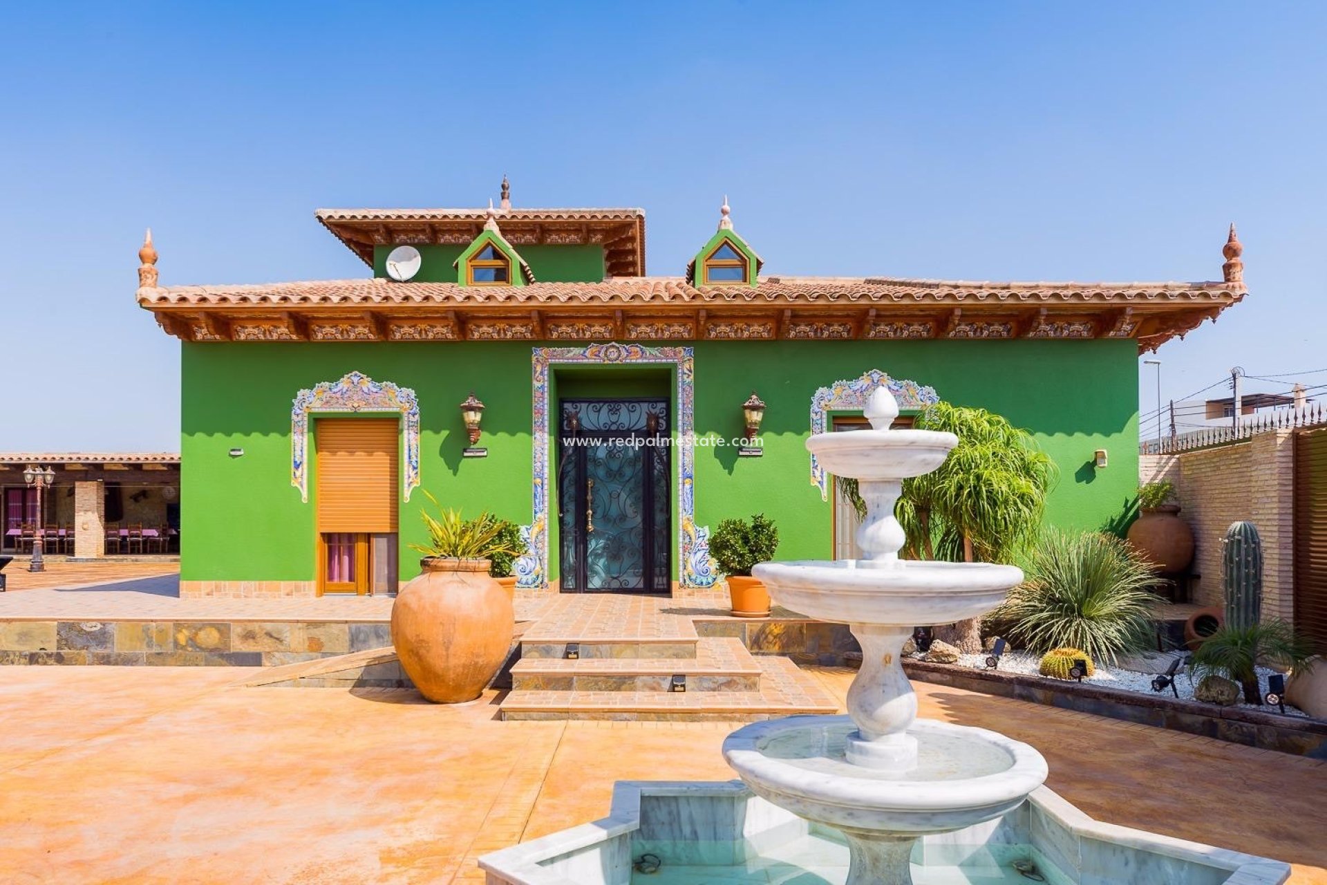 Resale - Finca / Country Property -
Almoradí - Inland