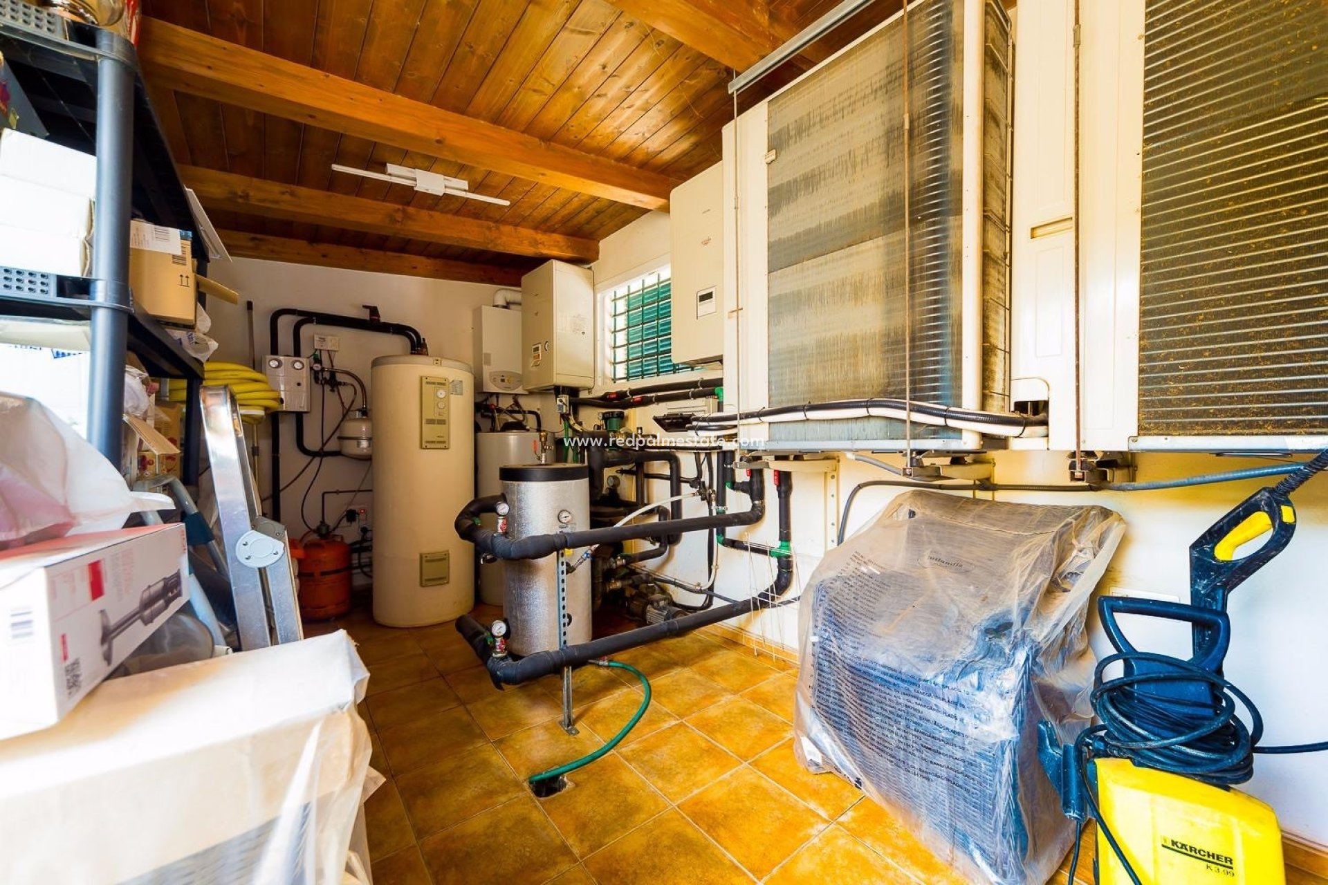 Resale - Finca / Country Property -
Almoradí - Inland