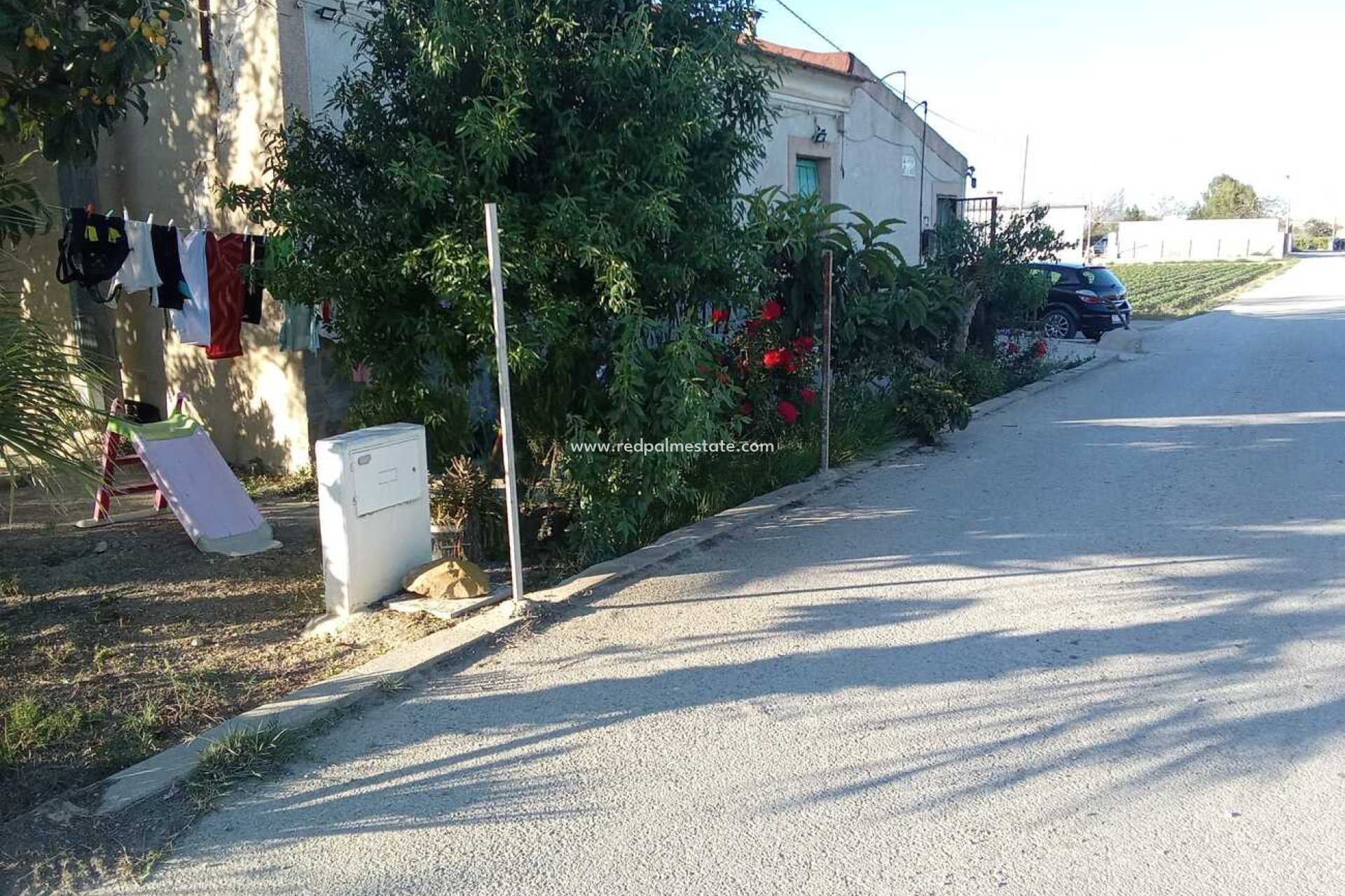 Resale - Finca / Country Property -
Arneva - LOS DESAMPARADOS