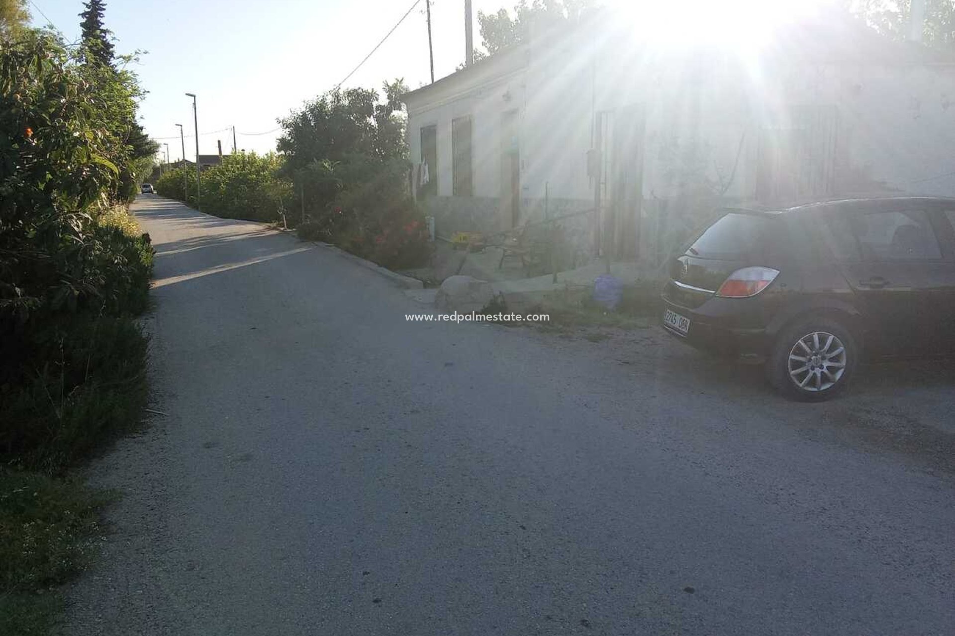 Resale - Finca / Country Property -
Arneva - LOS DESAMPARADOS