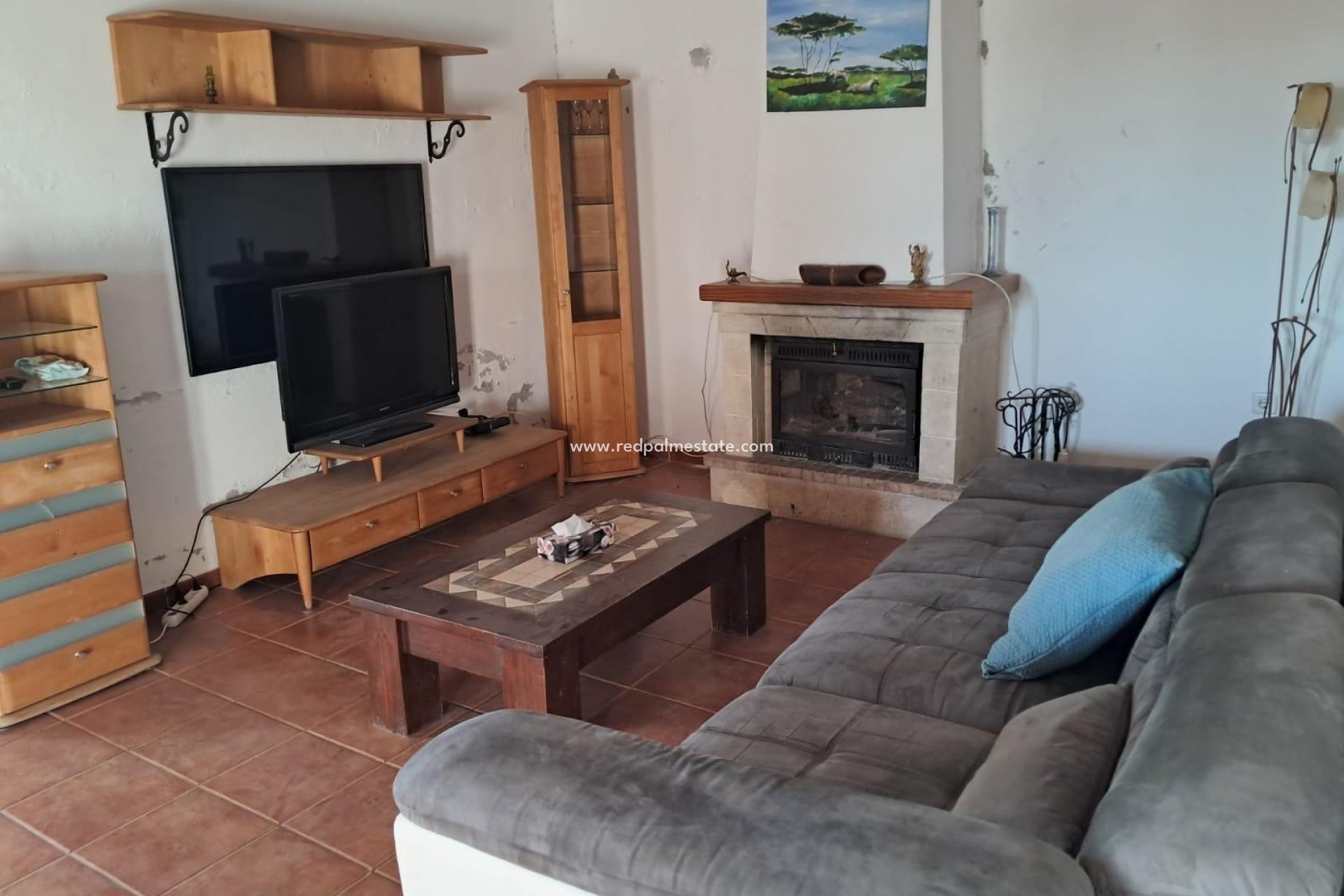 Resale - Finca / Country Property -
Benejúzar