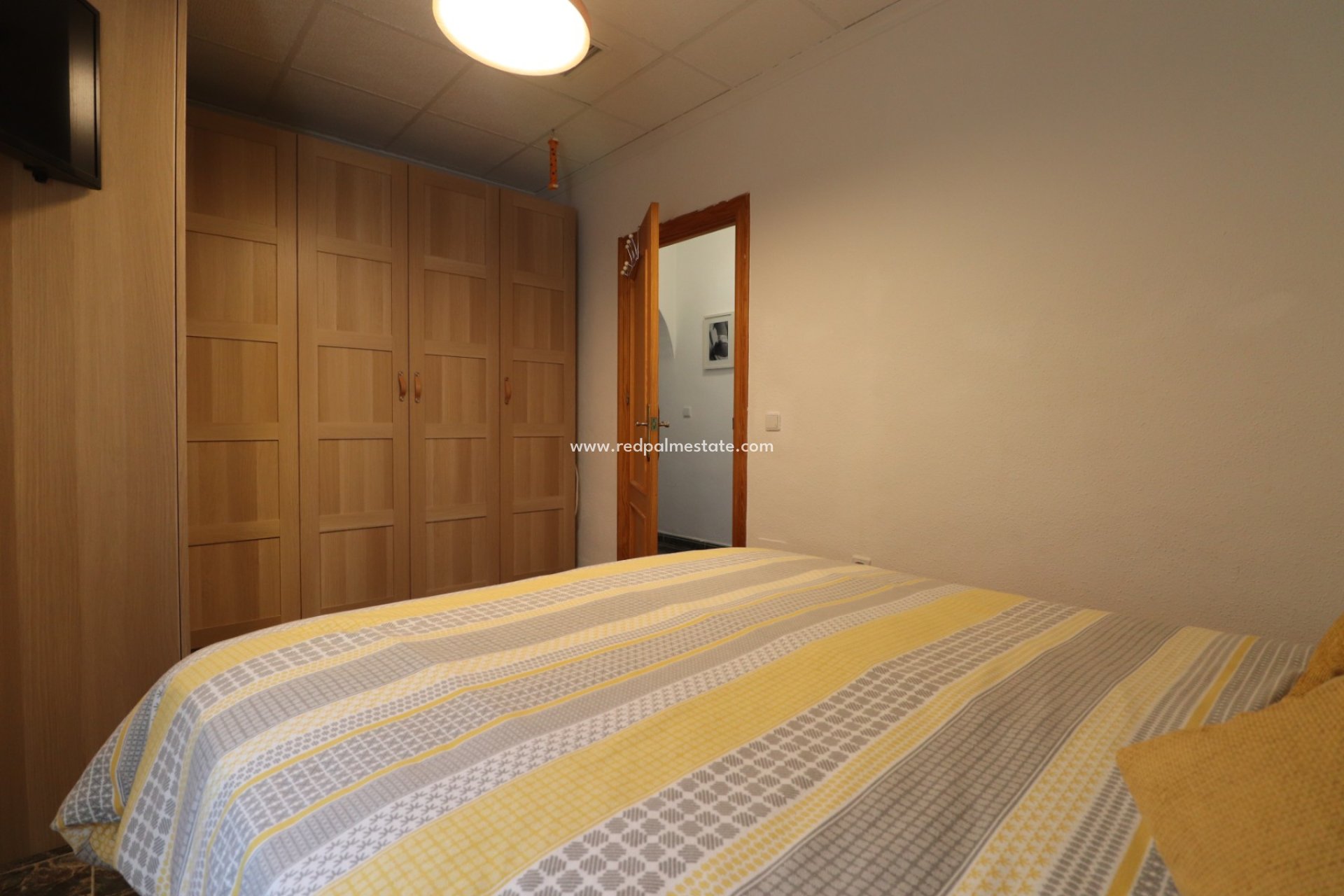 Resale - Finca / Country Property -
Benferri