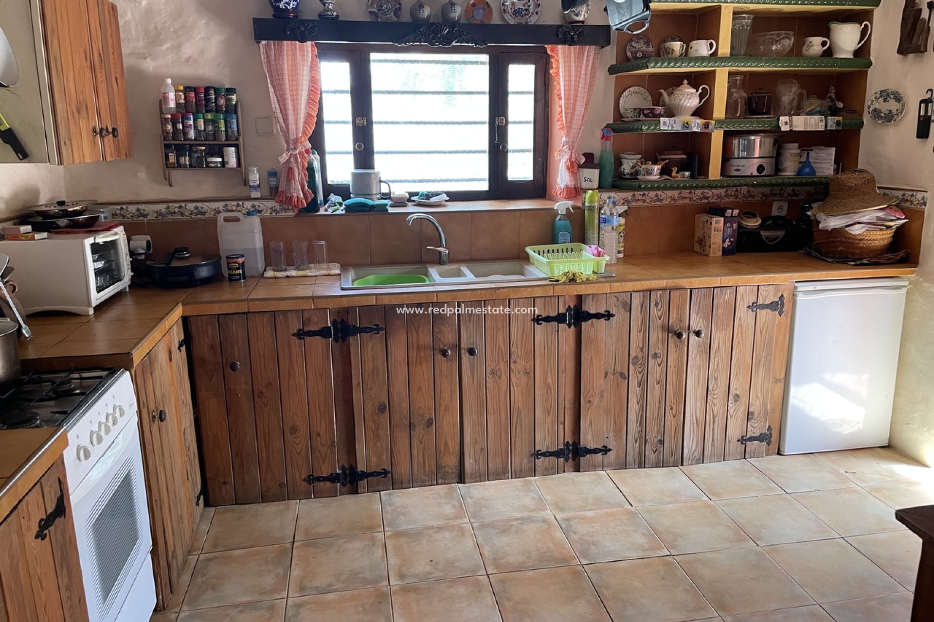 Resale - Finca / Country Property -
Cartagena