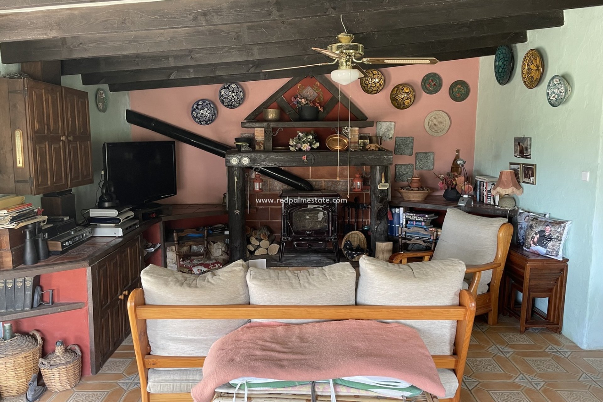 Resale - Finca / Country Property -
Cartagena