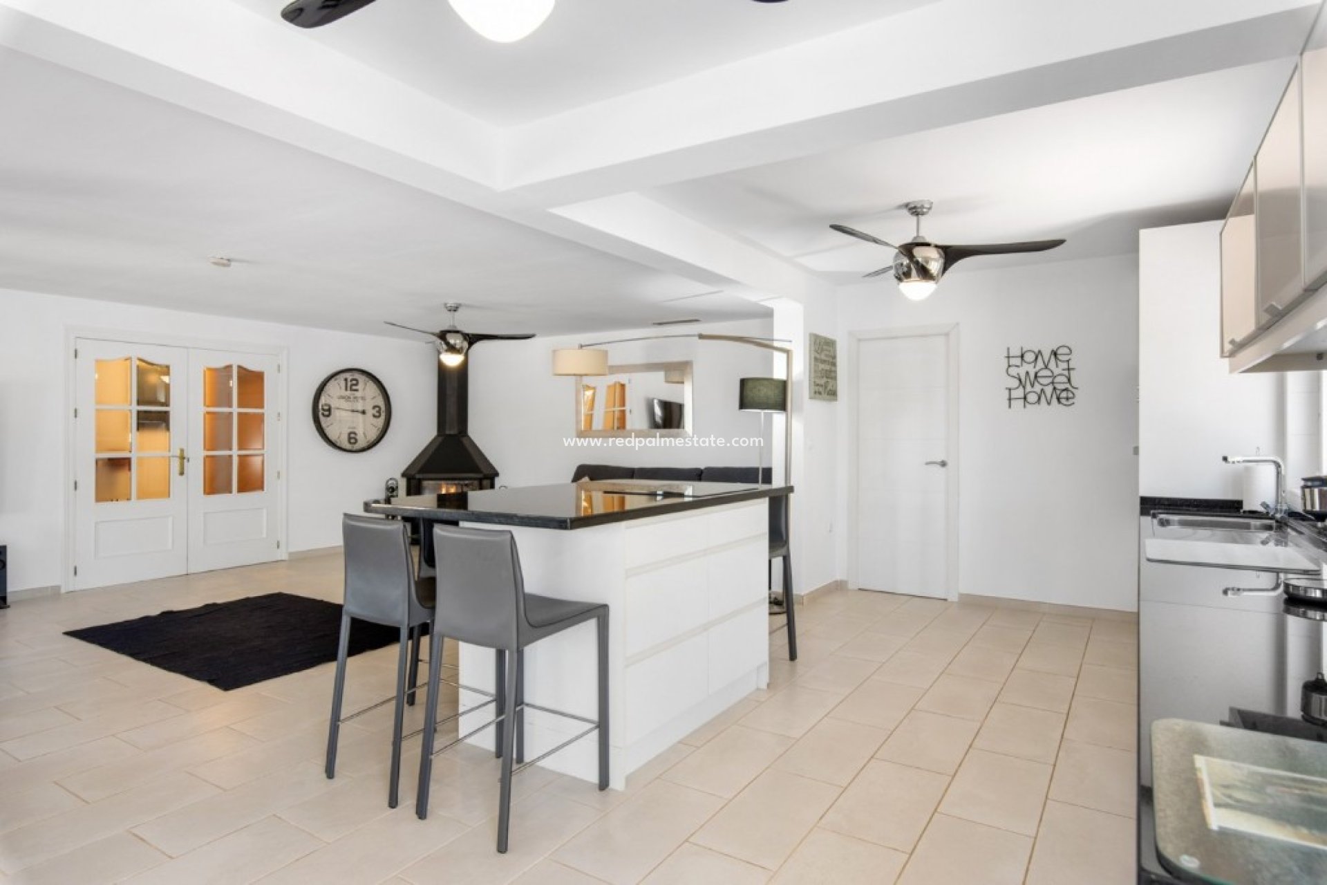 Resale - Finca / Country Property -
Catral