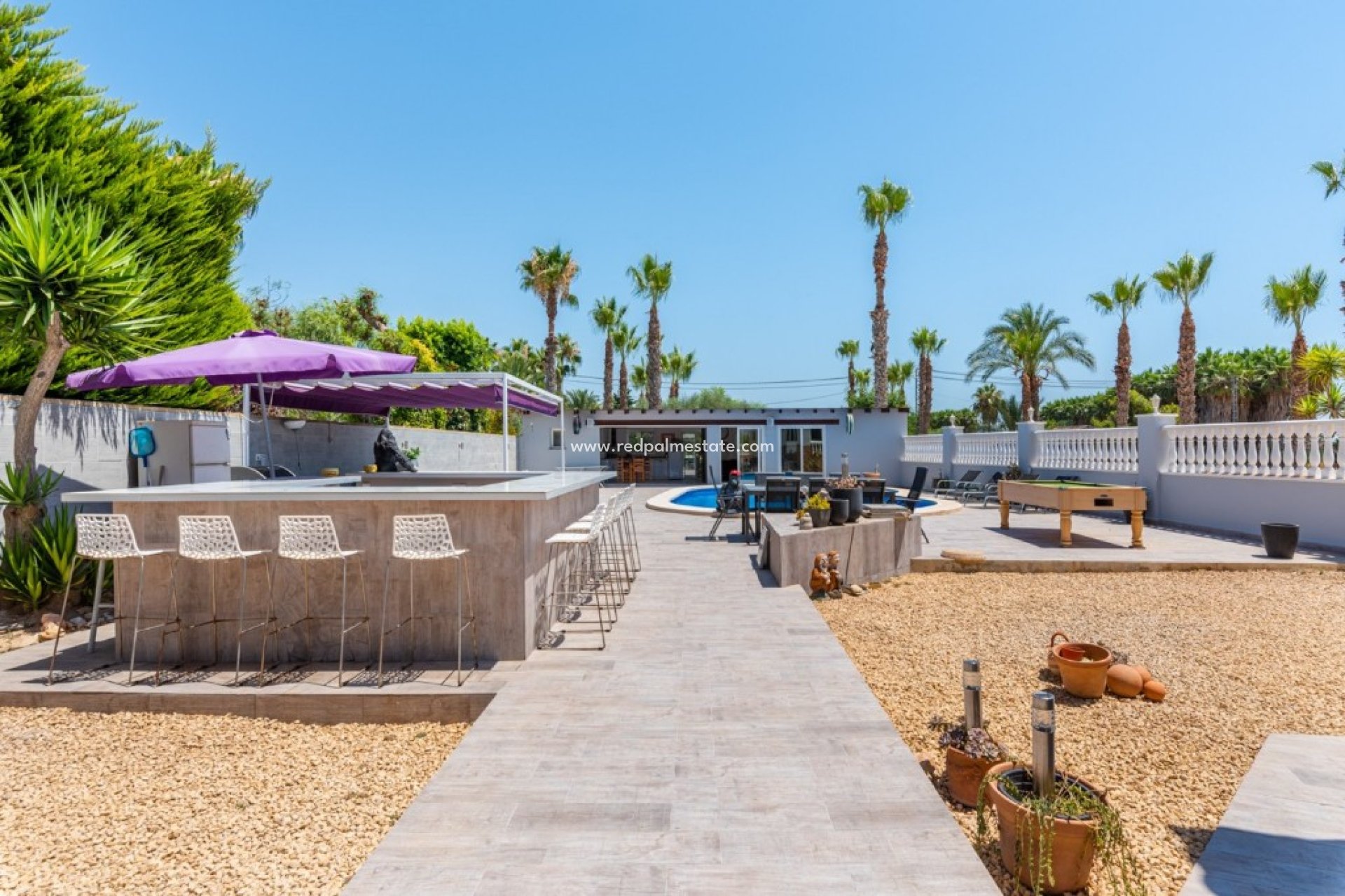 Resale - Finca / Country Property -
Catral