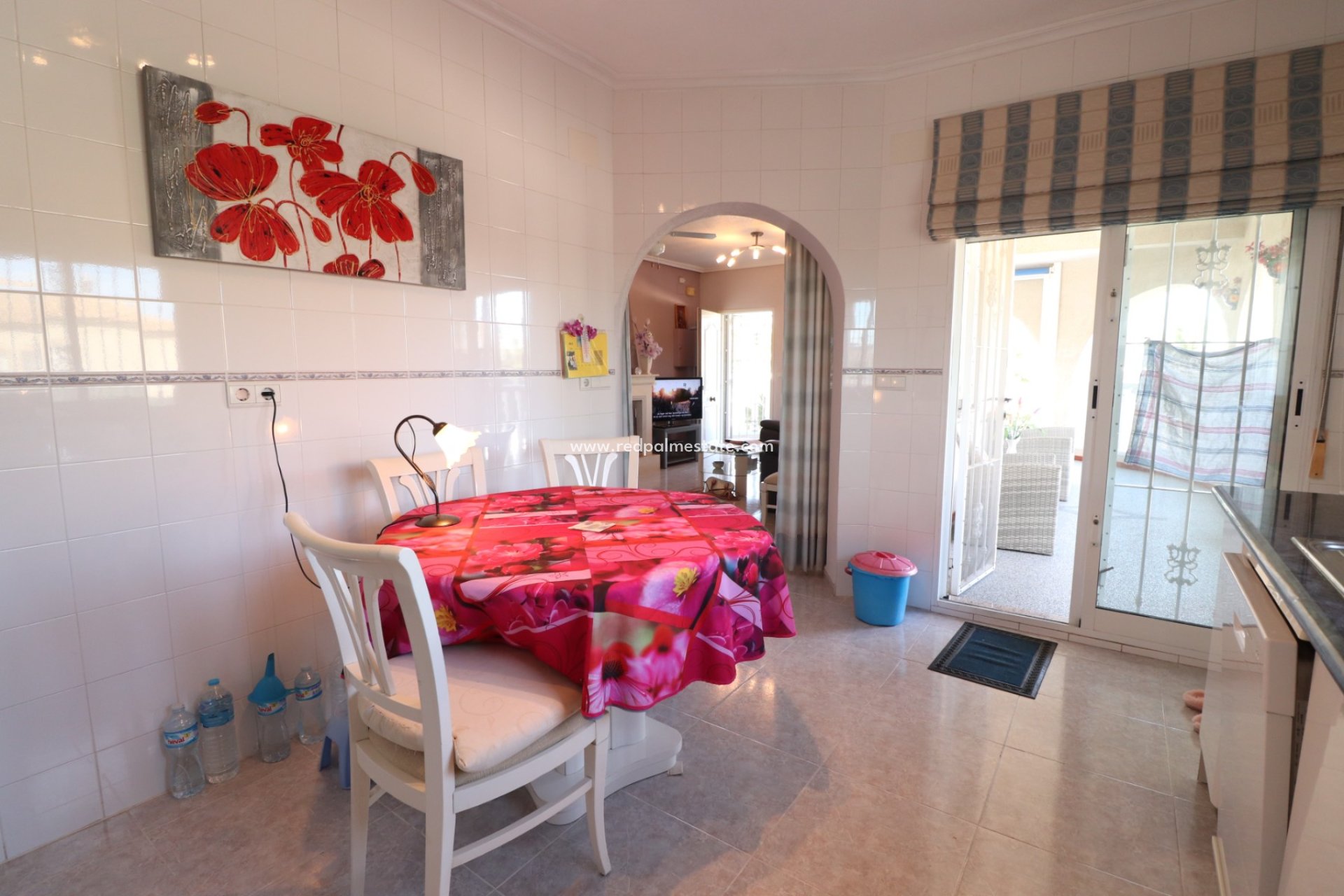 Resale - Finca / Country Property -
Catral