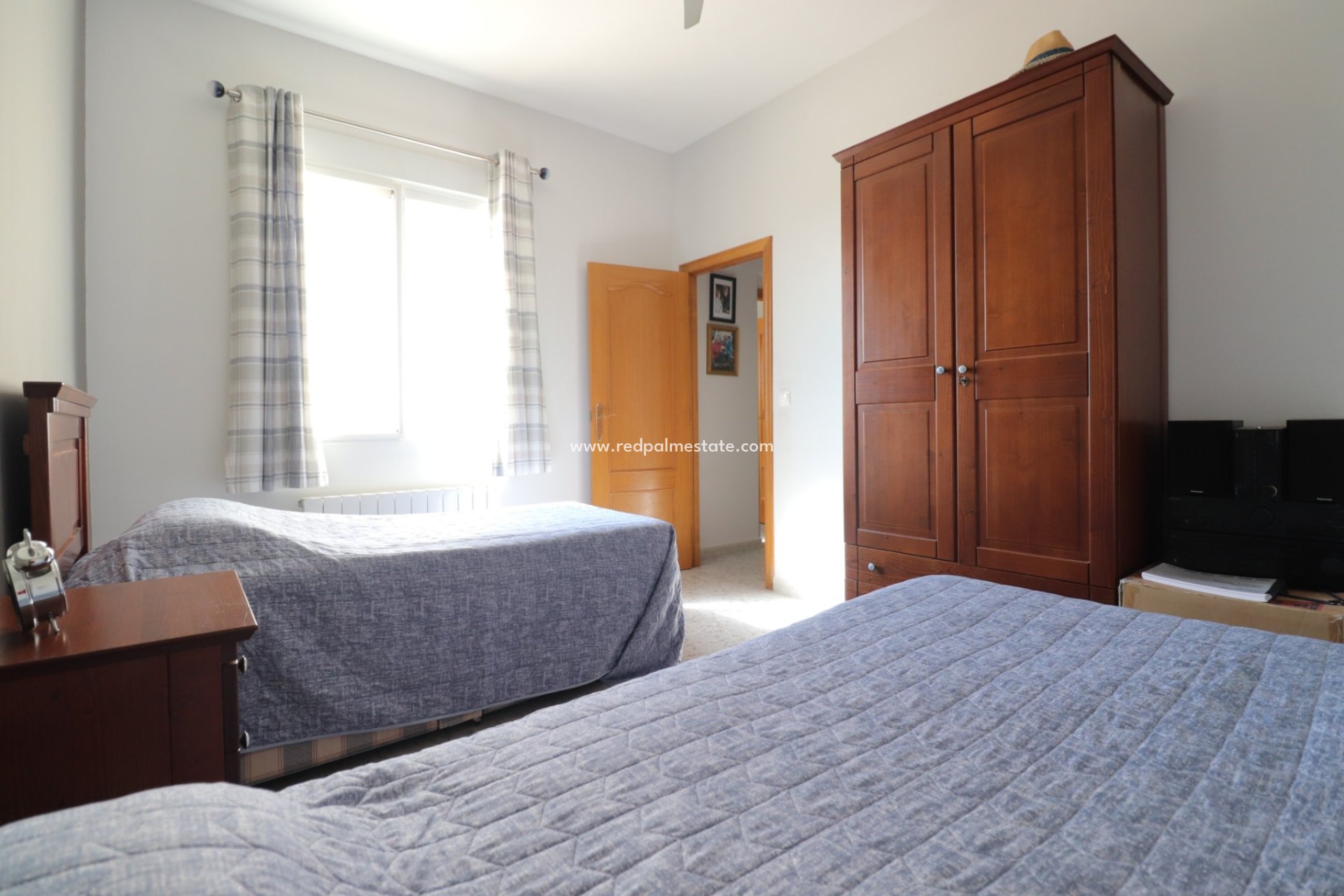 Resale - Finca / Country Property -
Cox - Callosa de Segura