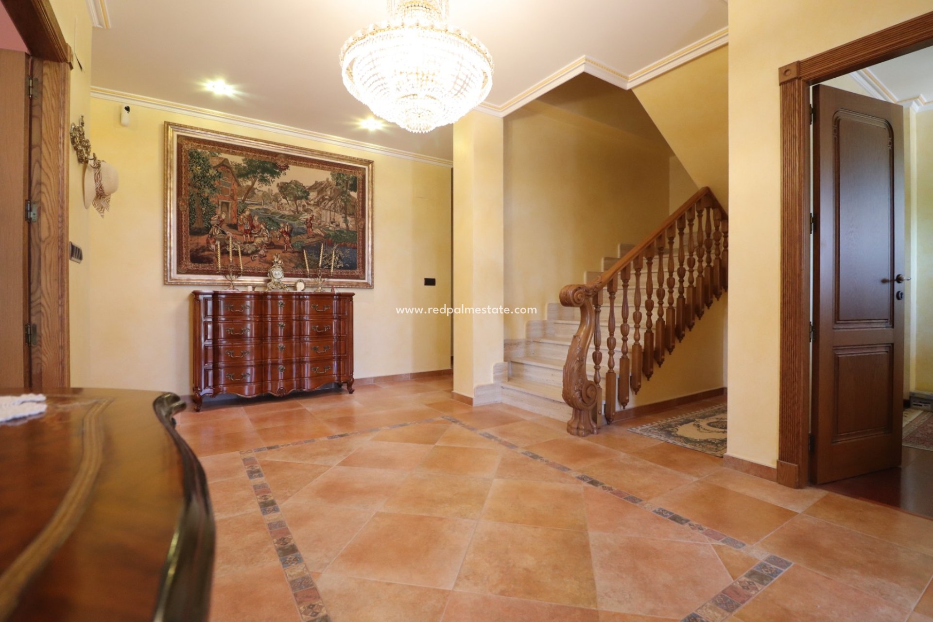 Resale - Finca / Country Property -
Cox - Callosa de Segura