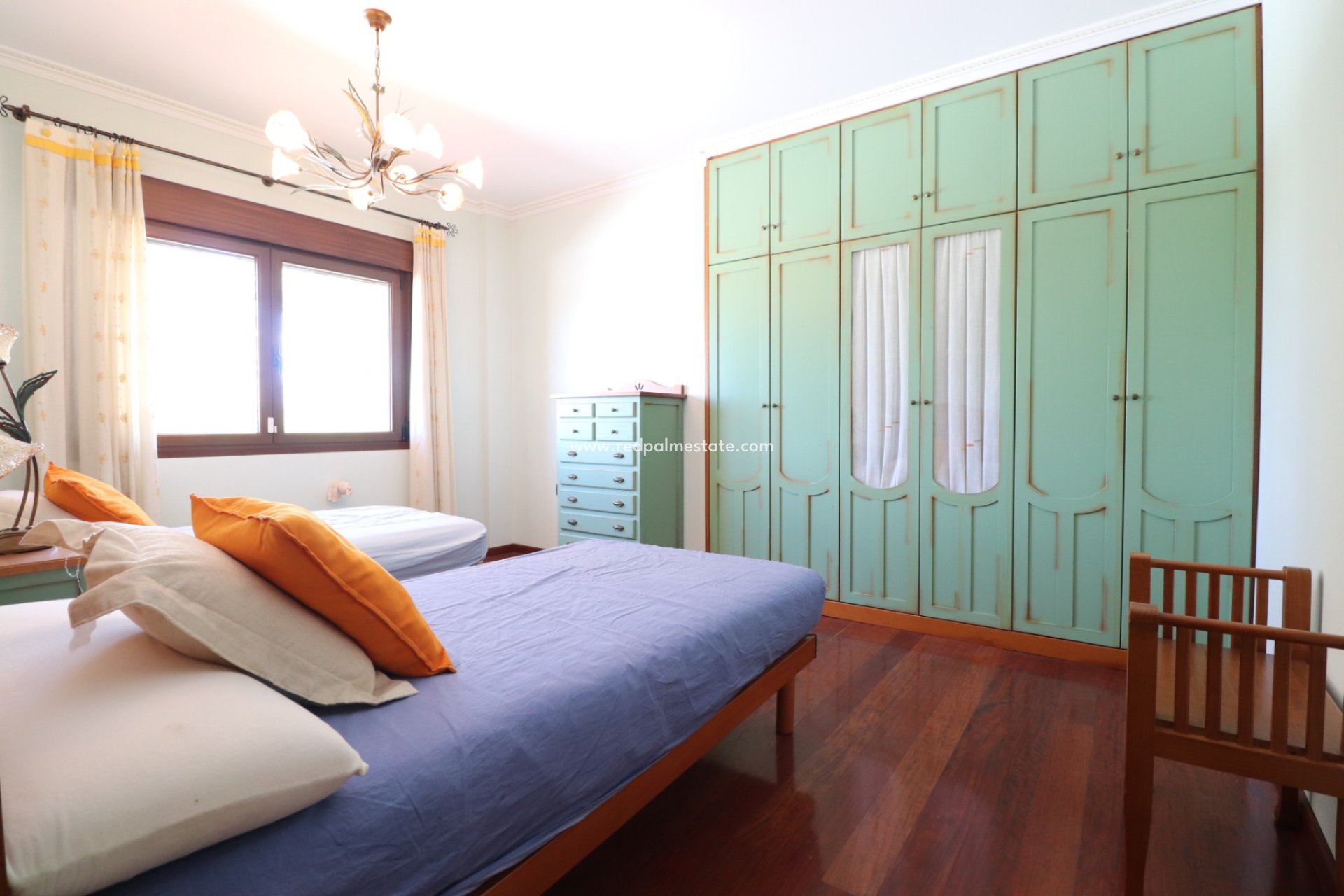 Resale - Finca / Country Property -
Cox - Callosa de Segura