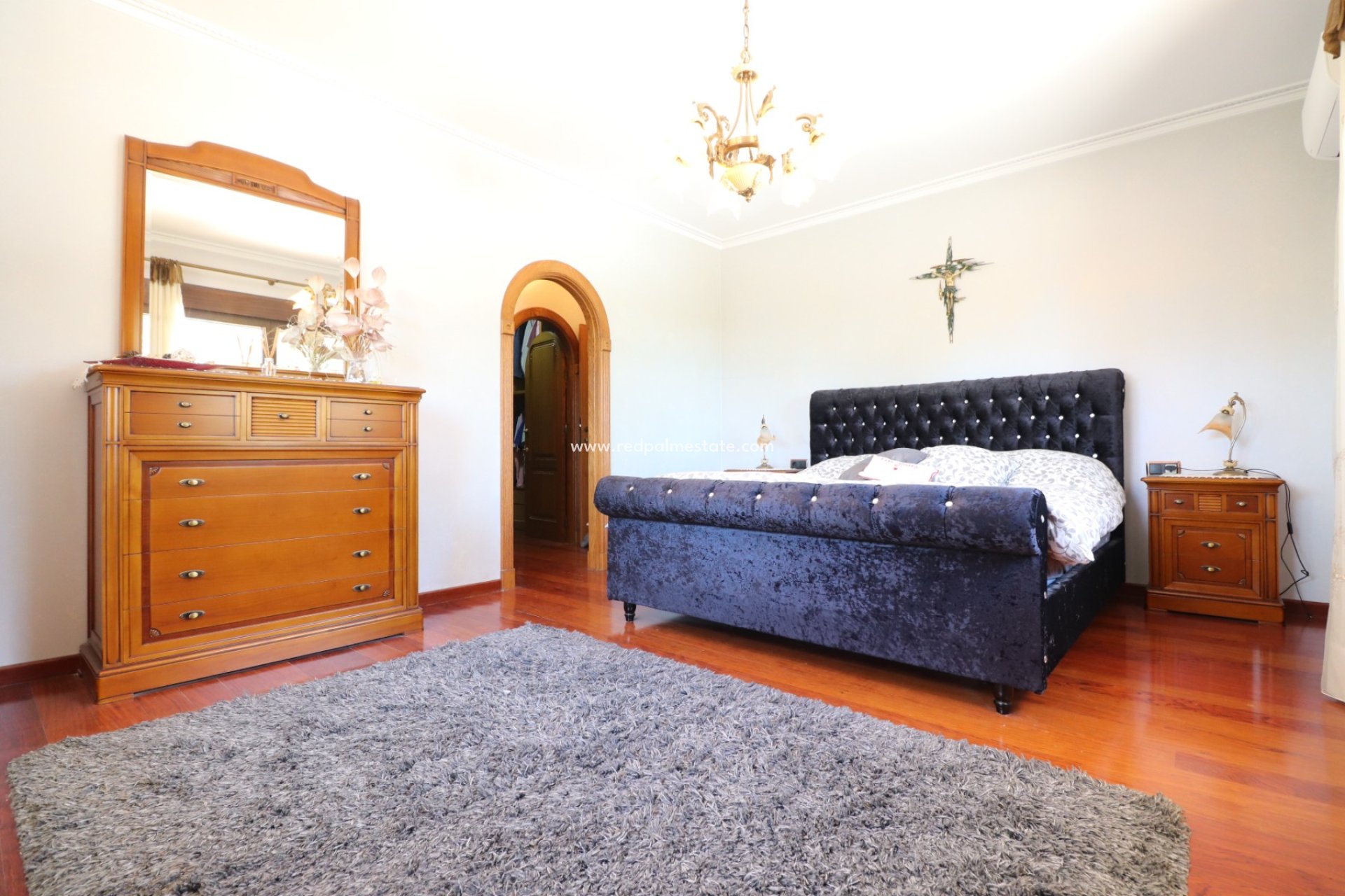 Resale - Finca / Country Property -
Cox - Callosa de Segura