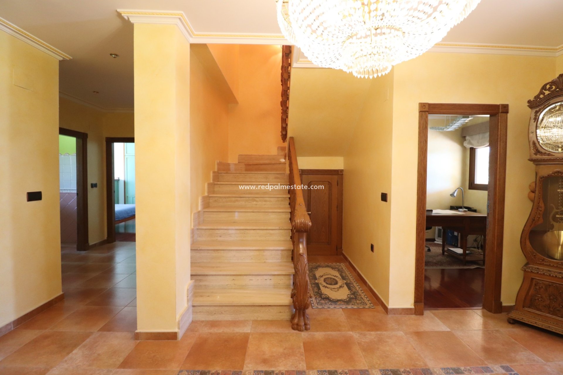 Resale - Finca / Country Property -
Cox - Callosa de Segura