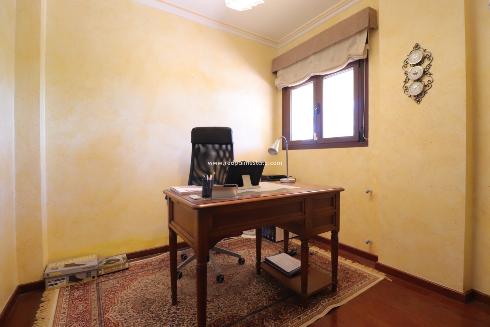 Resale - Finca / Country Property -
Cox - Callosa de Segura