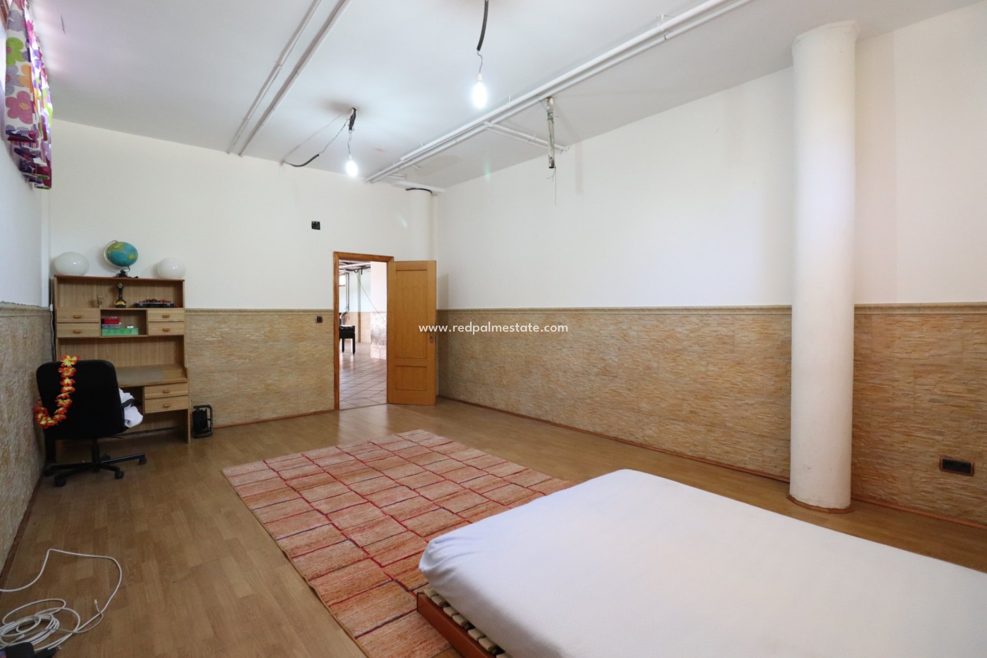 Resale - Finca / Country Property -
Cox - Callosa de Segura