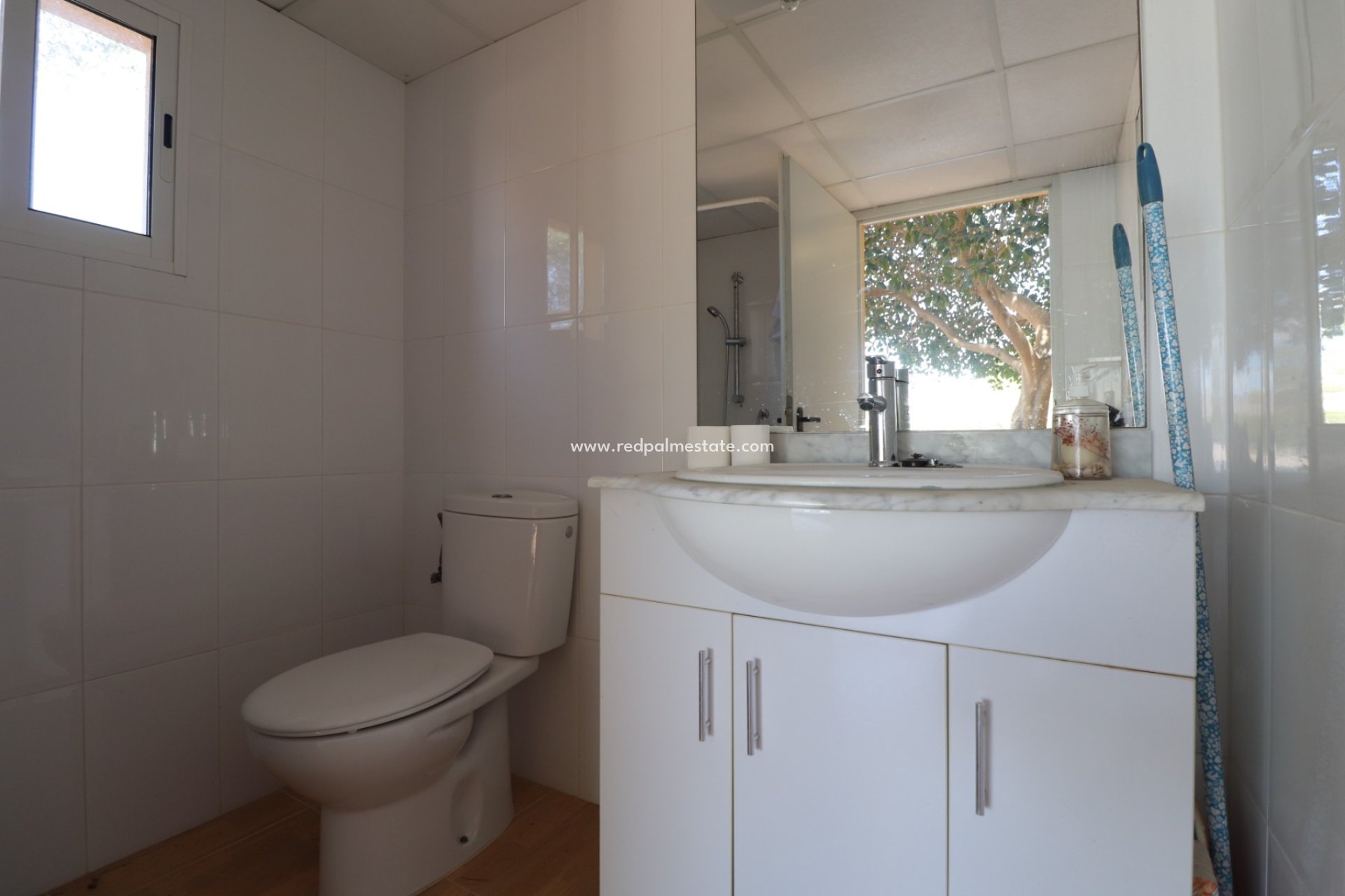 Resale - Finca / Country Property -
Cox - Callosa de Segura