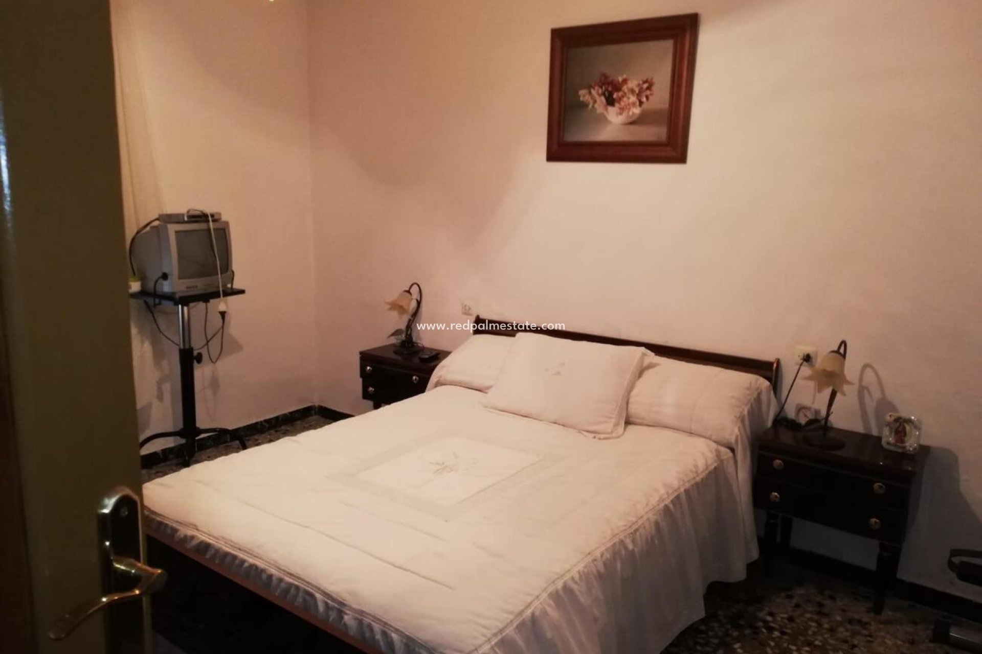 Resale - Finca / Country Property -
Cox - Costa Blanca