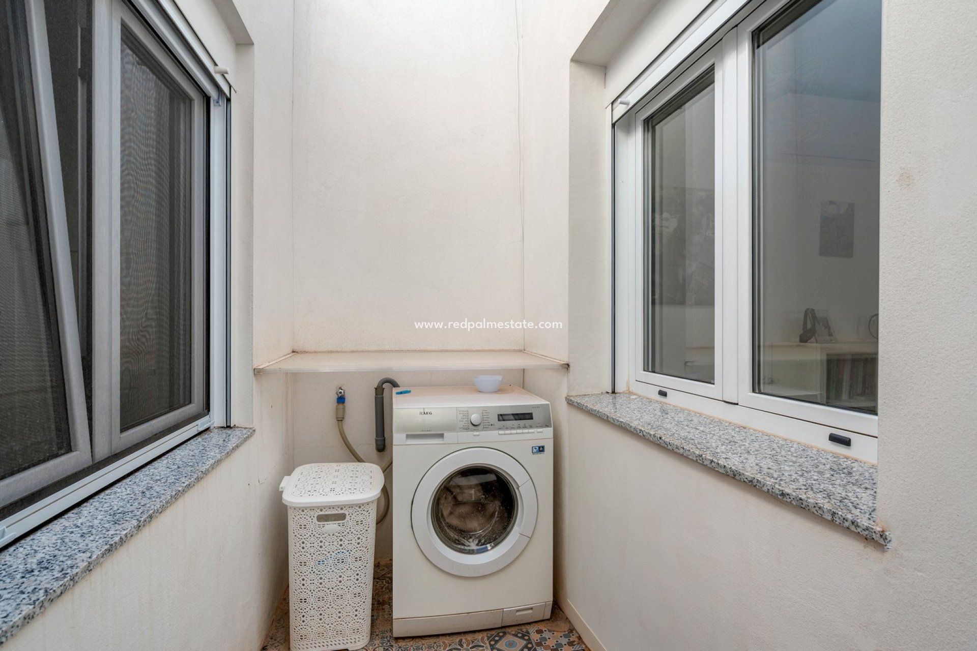 Resale - Finca / Country Property -
Crevillente - Inland