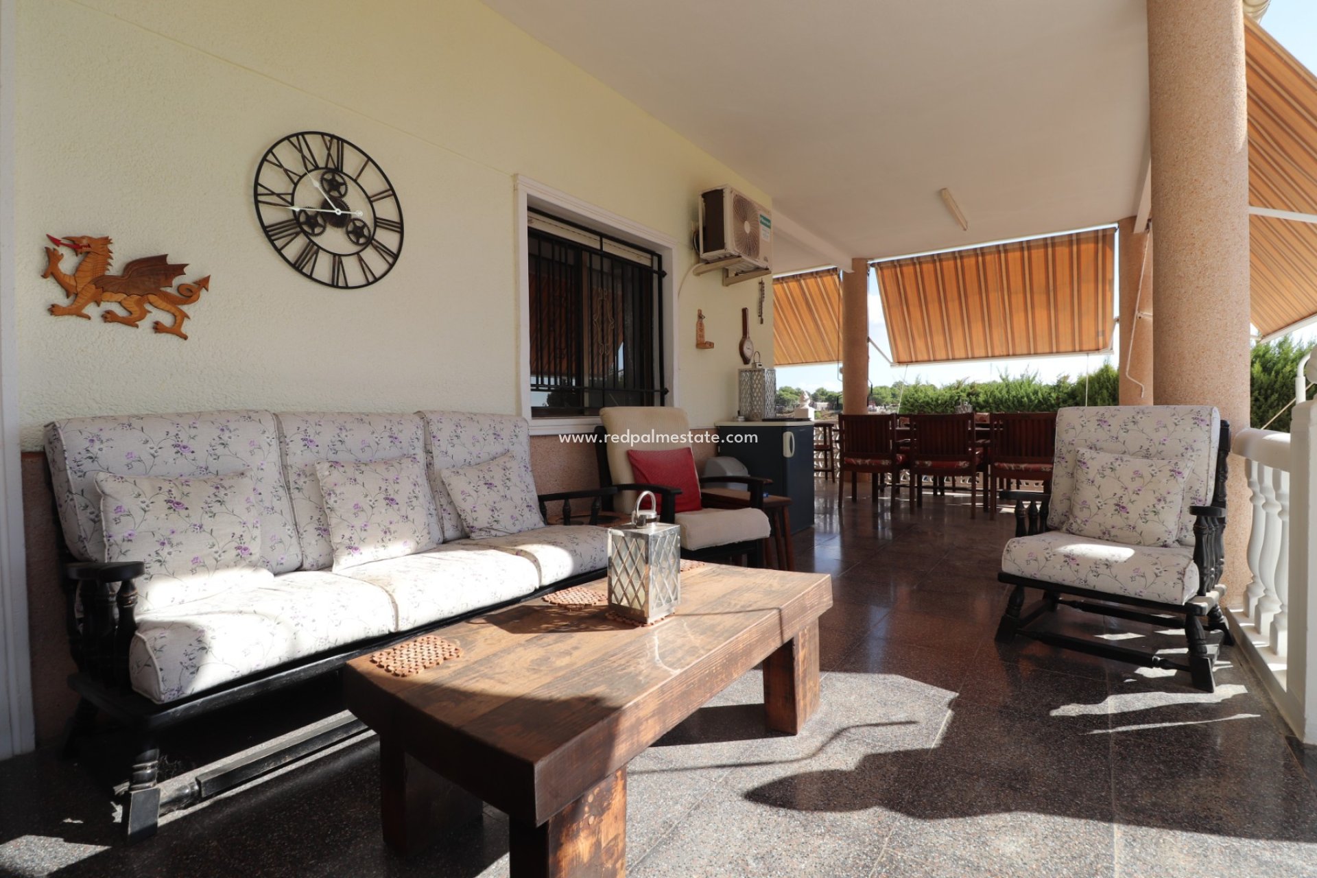 Resale - Finca / Country Property -
Crevillente