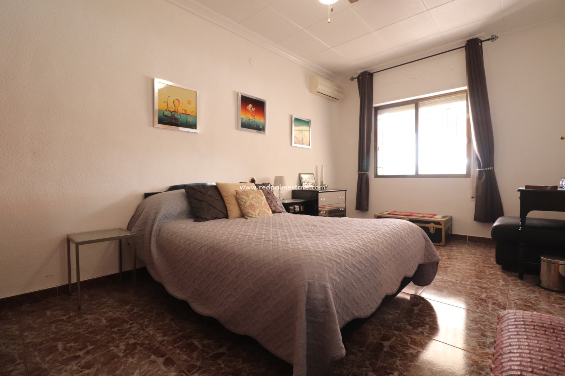 Resale - Finca / Country Property -
Crevillente