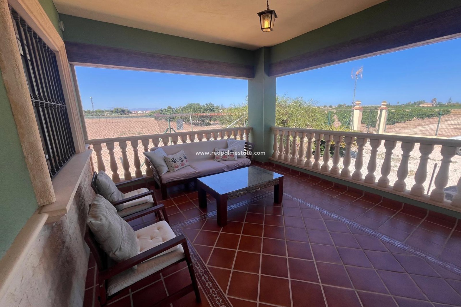 Resale - Finca / Country Property -
Daya Nueva - La Bodega