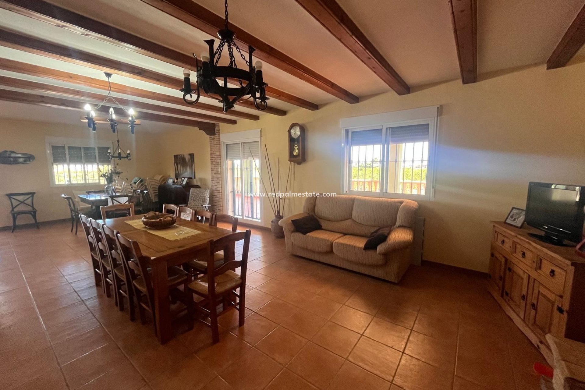 Resale - Finca / Country Property -
Daya Nueva - La Bodega