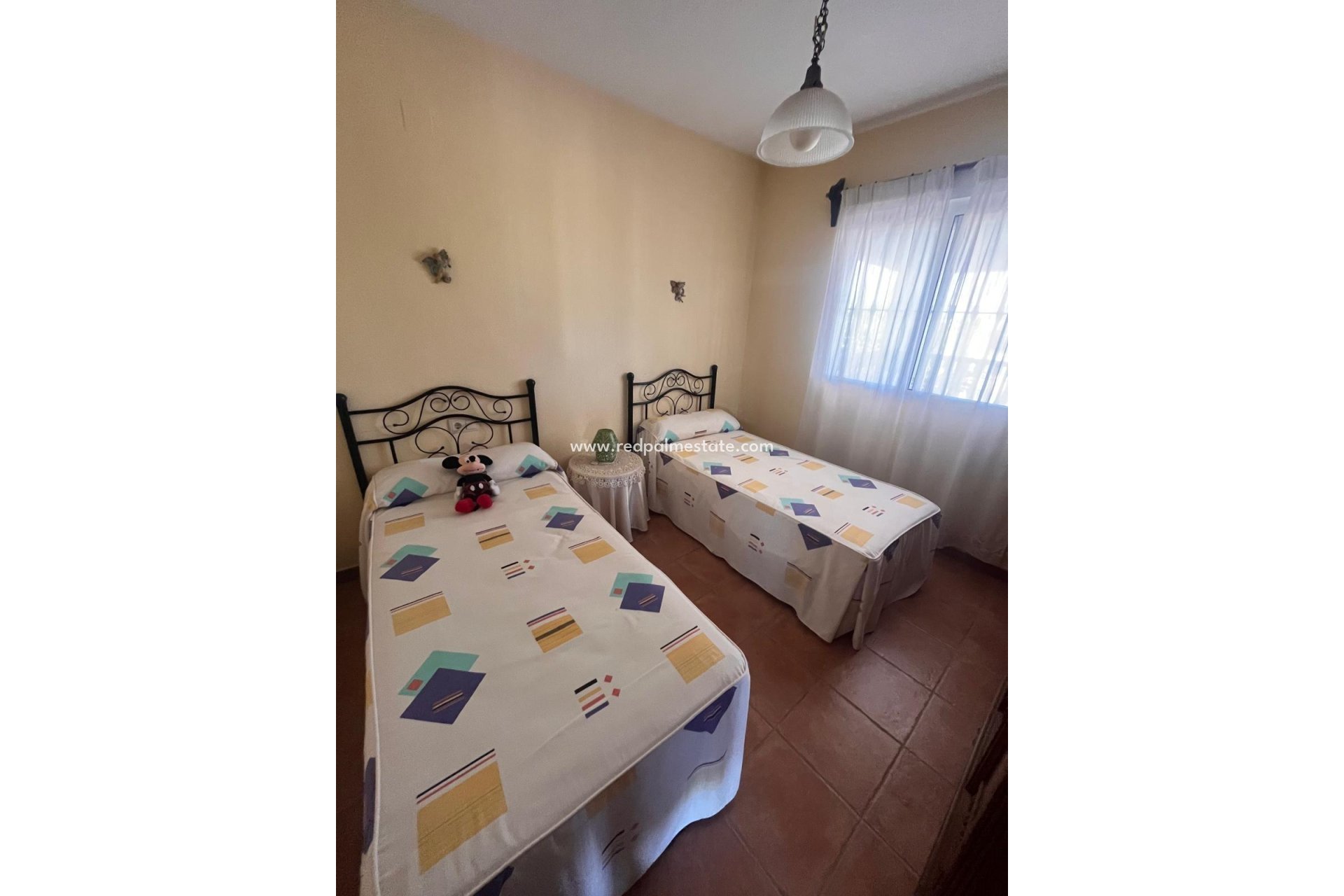 Resale - Finca / Country Property -
Daya Nueva - La Bodega