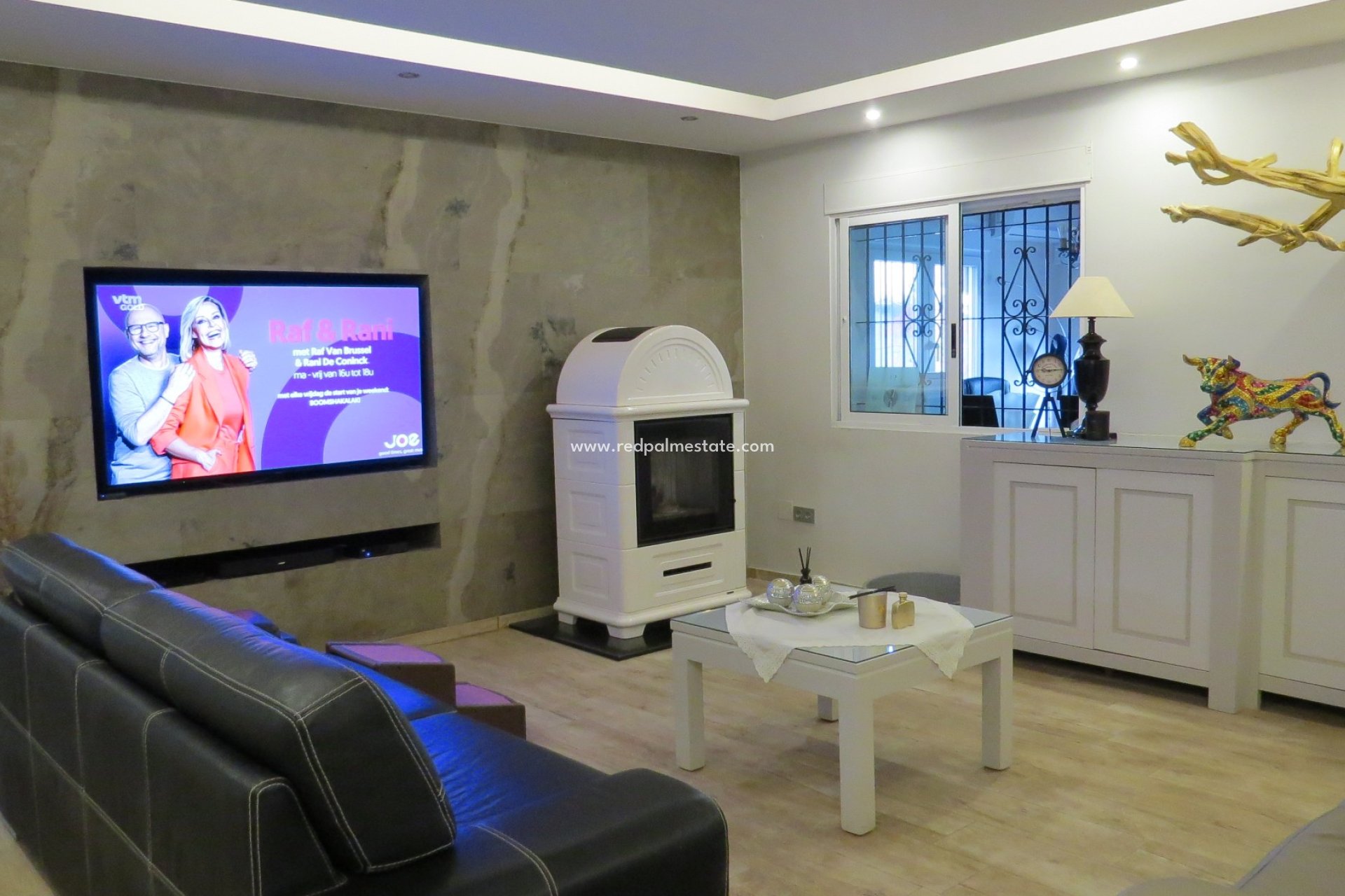 Resale - Finca / Country Property -
Daya Vieja