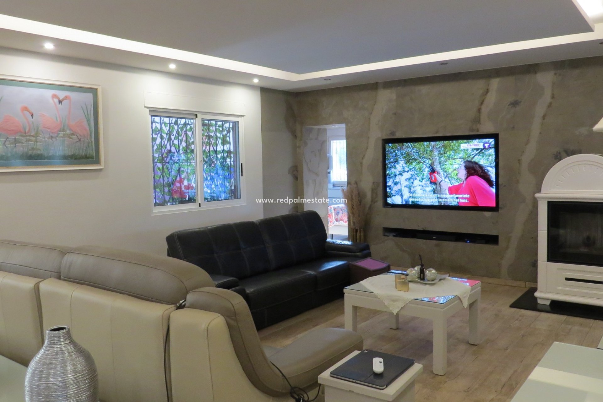 Resale - Finca / Country Property -
Daya Vieja