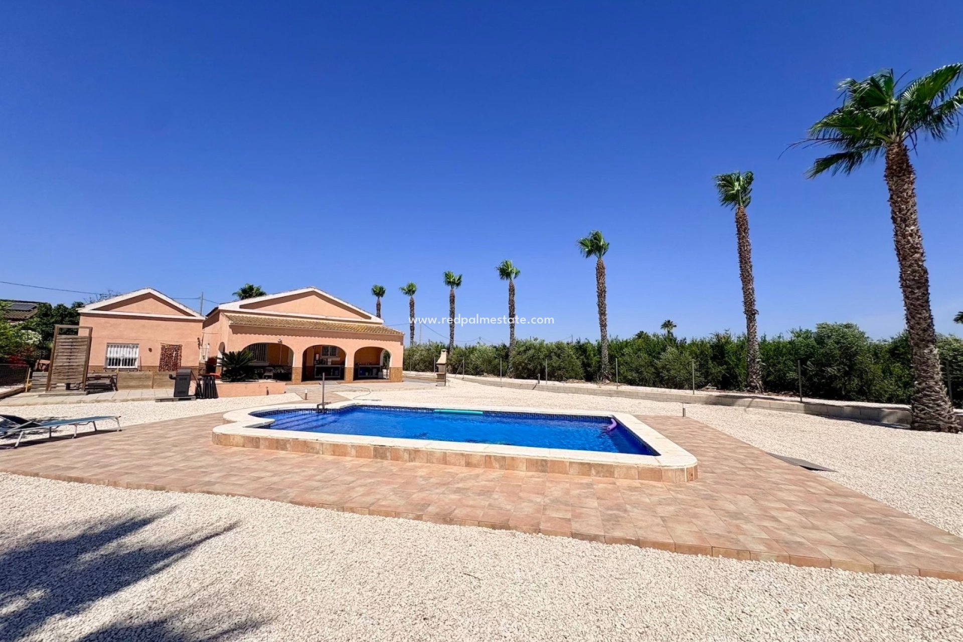 Resale - Finca / Country Property -
Dolores - Costa Blanca