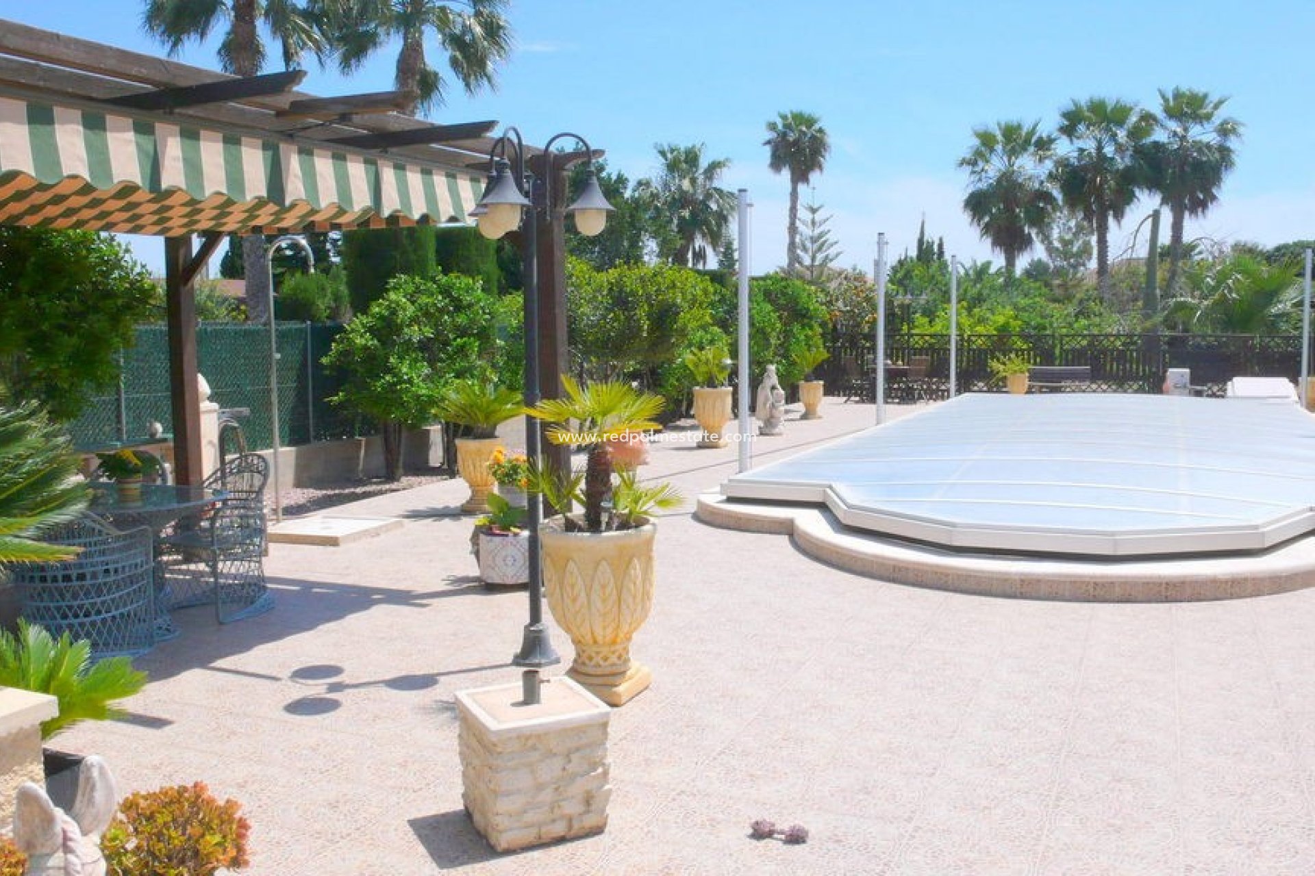 Resale - Finca / Country Property -
Dolores